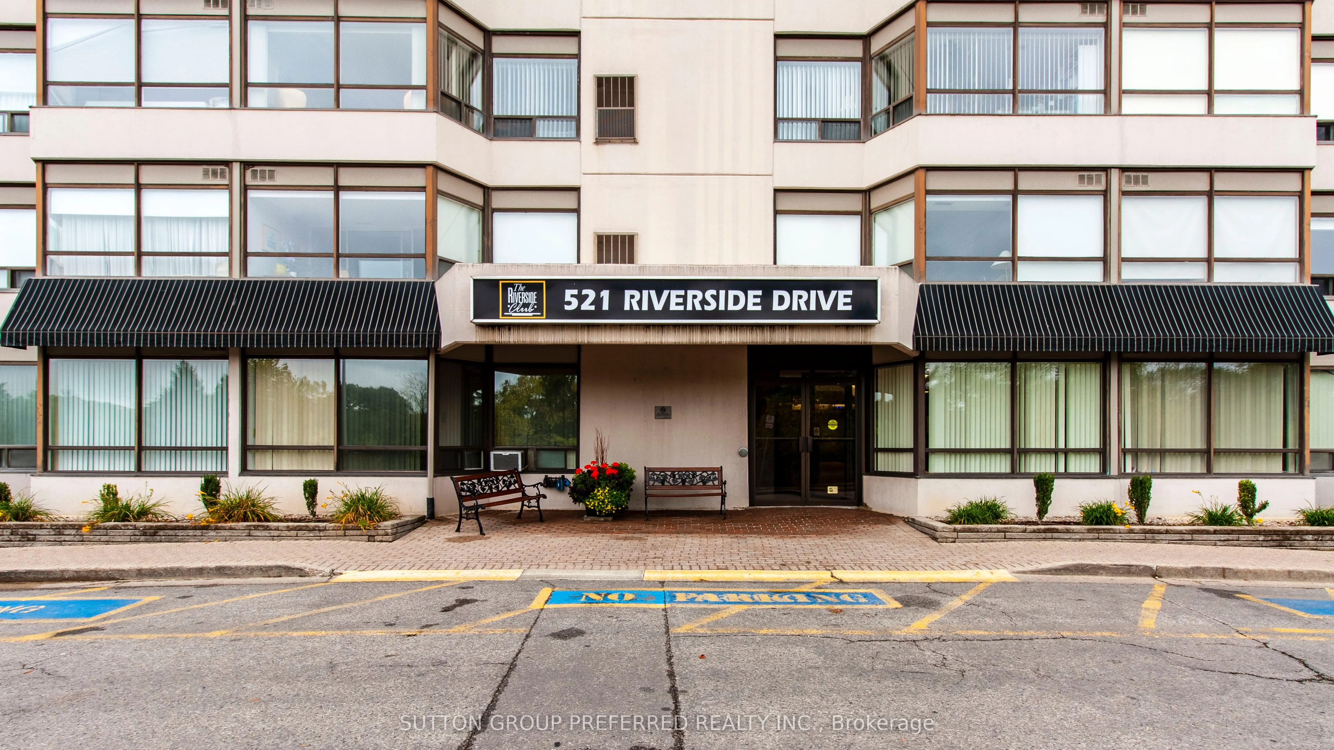521 Riverside Drive, #109