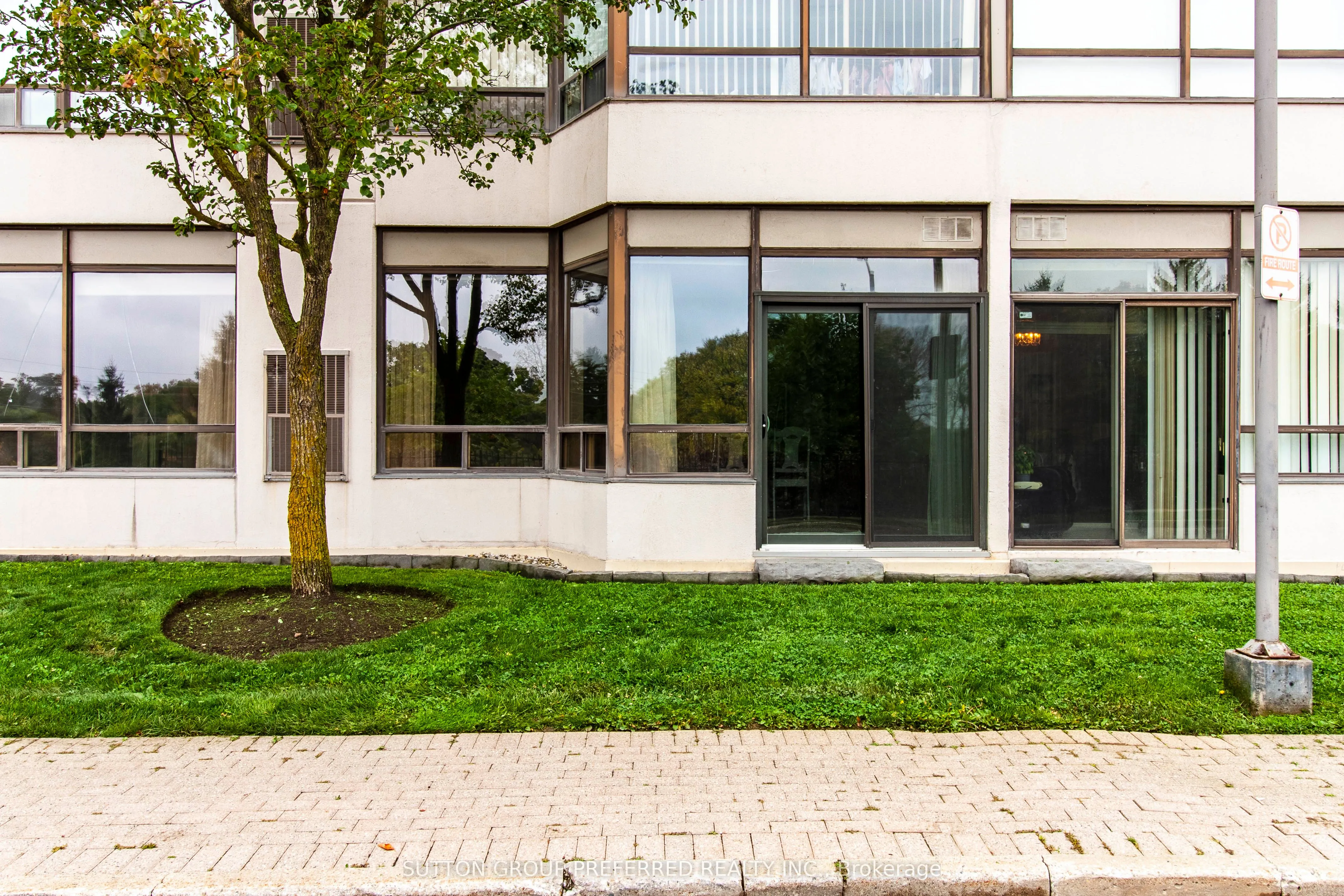 521 Riverside Drive, #109