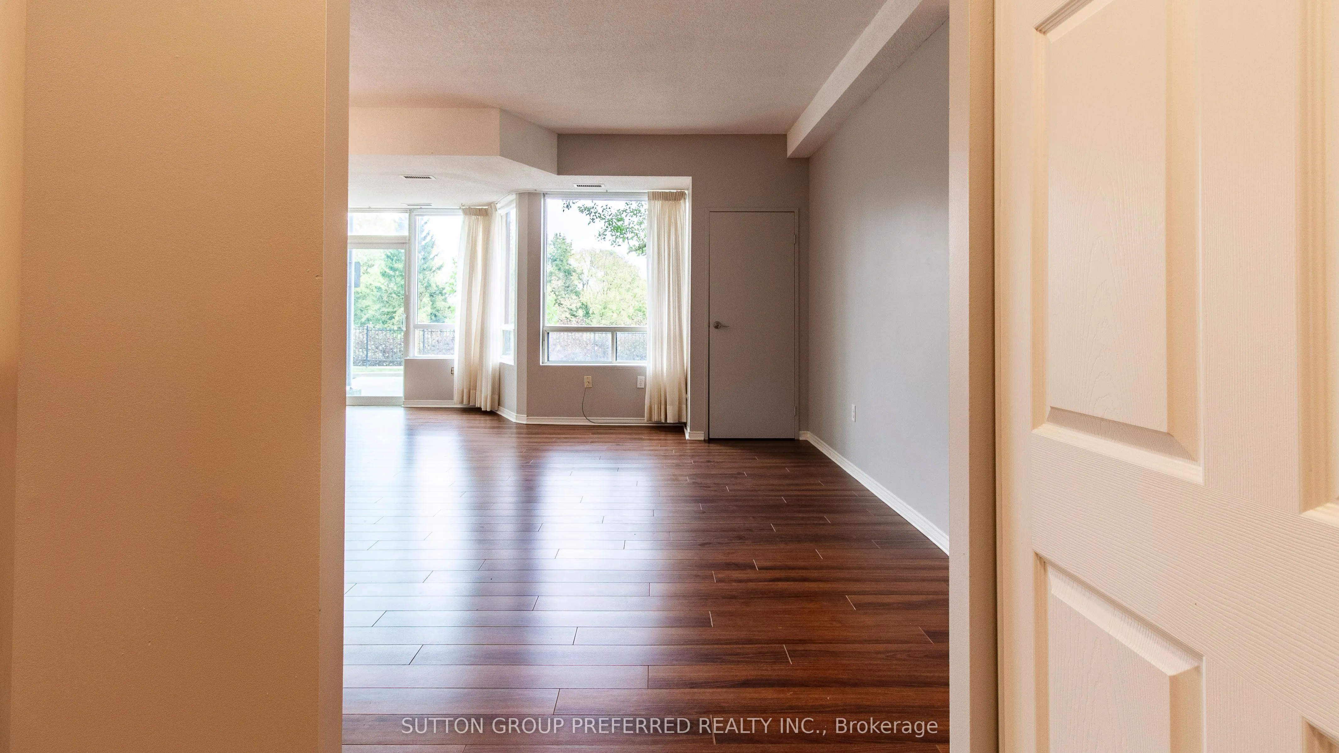 521 Riverside Drive, #109