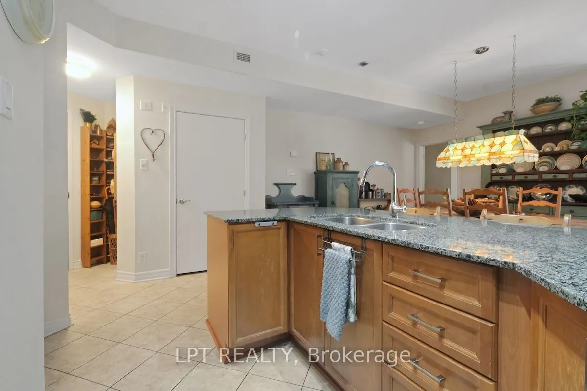 205 Bolton Street, #102