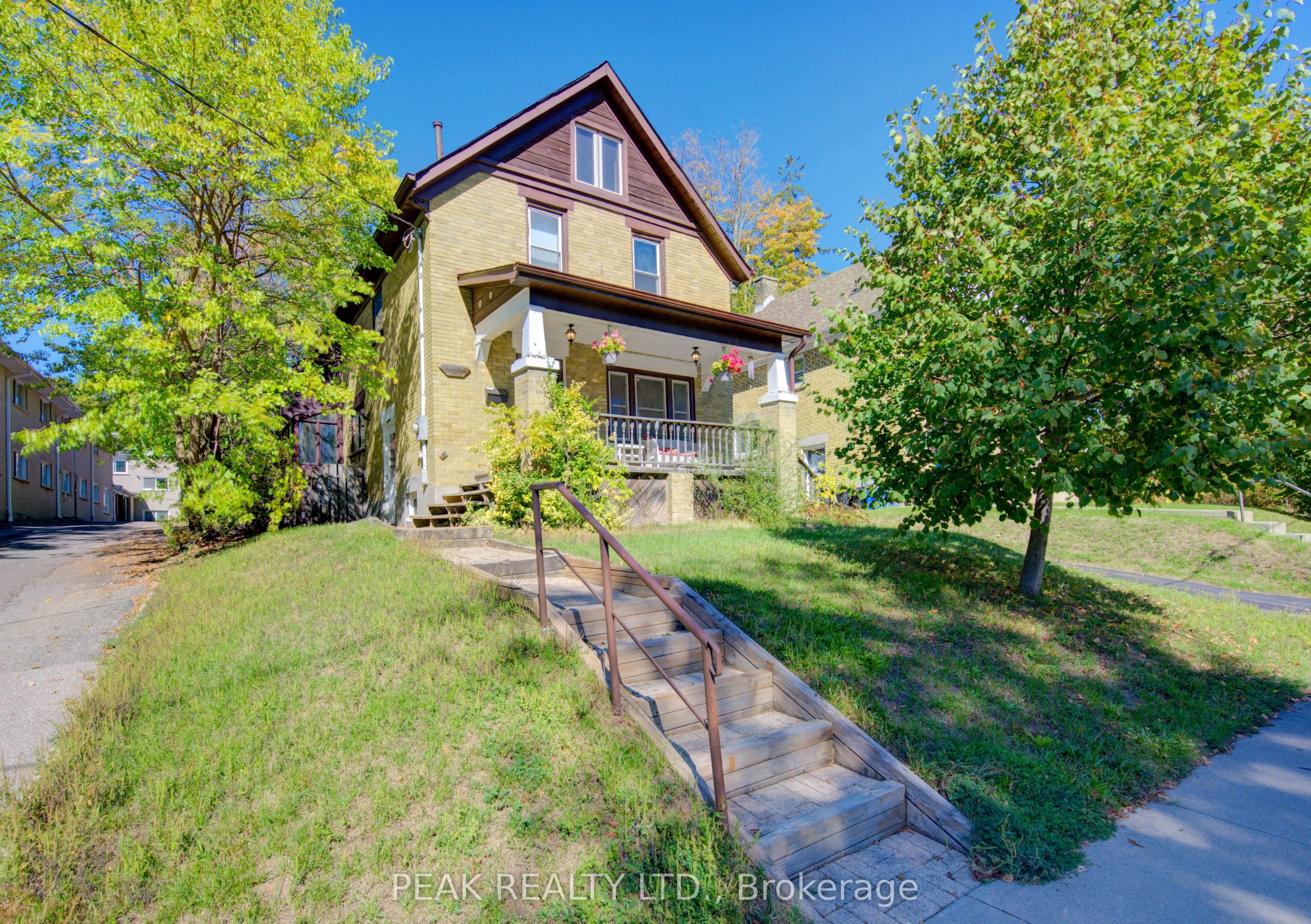 32 Elgin Street