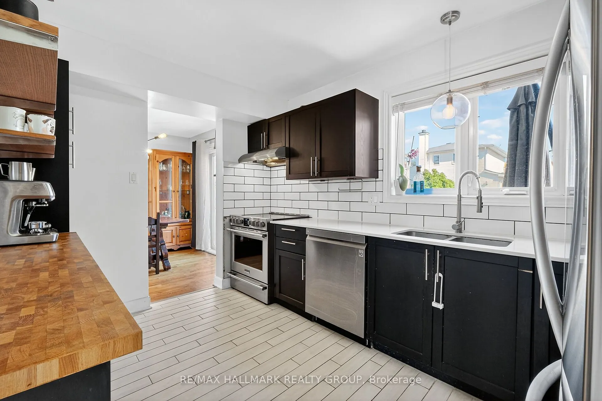 1821 Brousseau Crescent