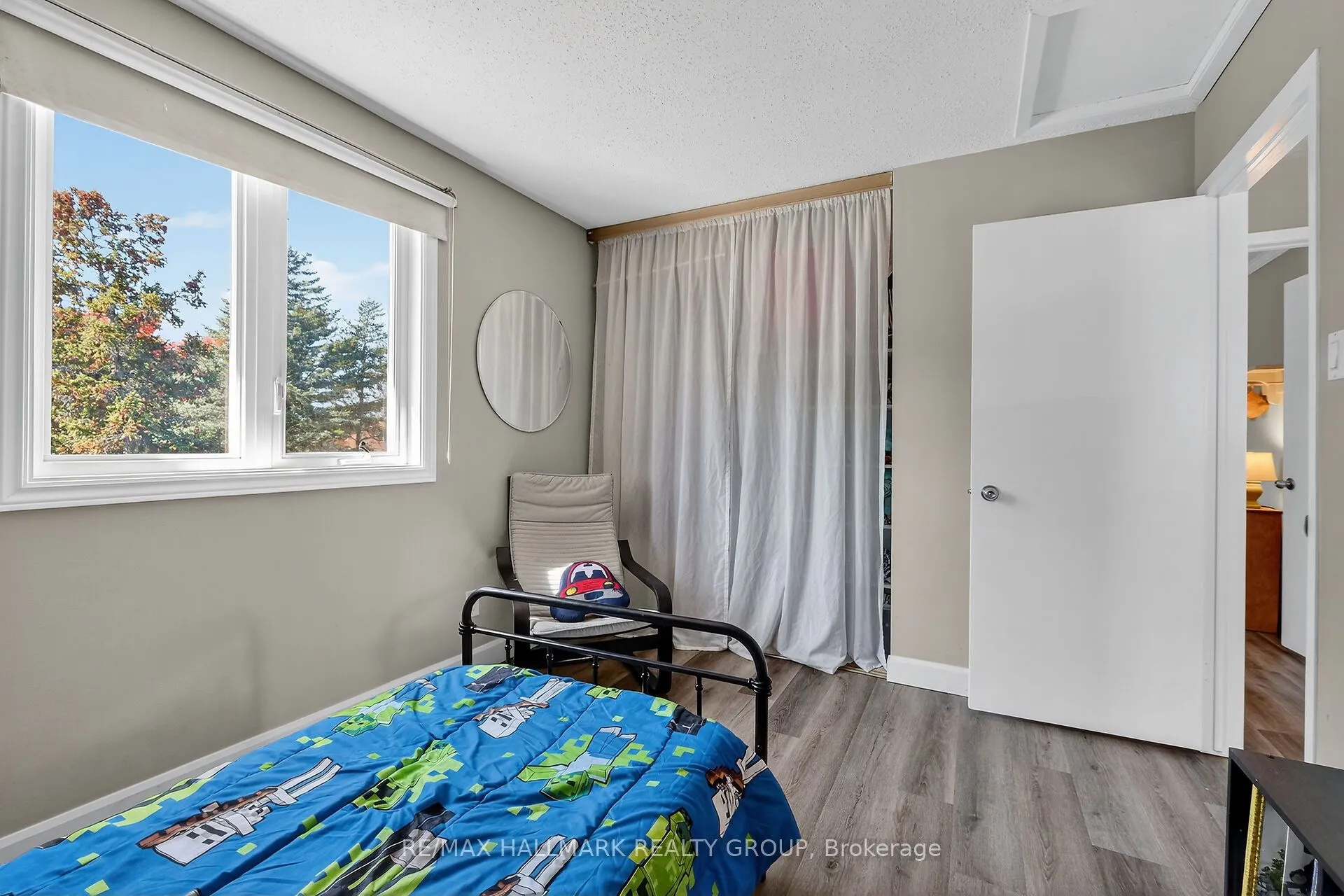 1821 Brousseau Crescent