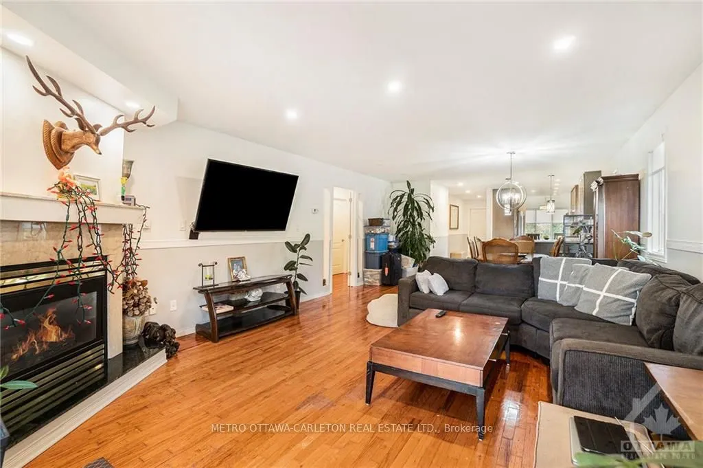 41 Red Maple Crescent