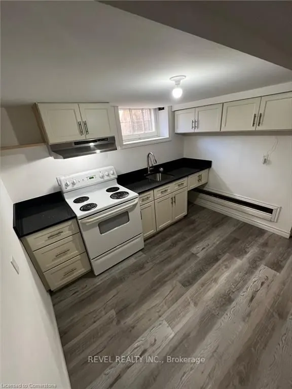 171 Stone Church Road E