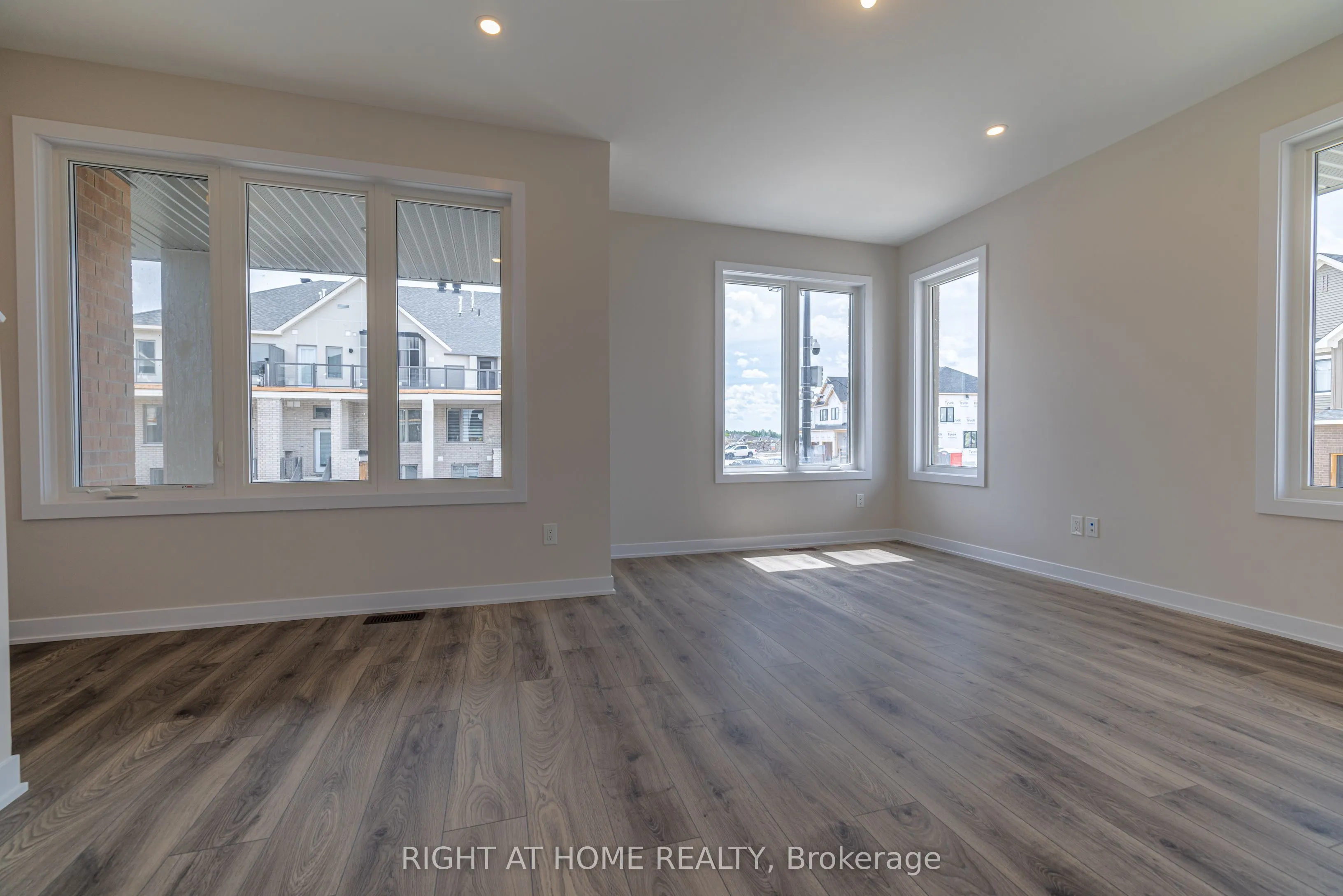 238 Speckled Alder Row