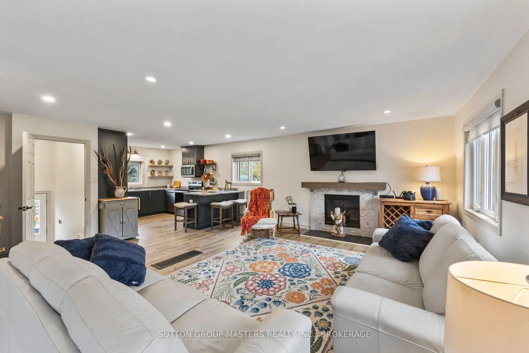 3174 County Rd 27 Road E