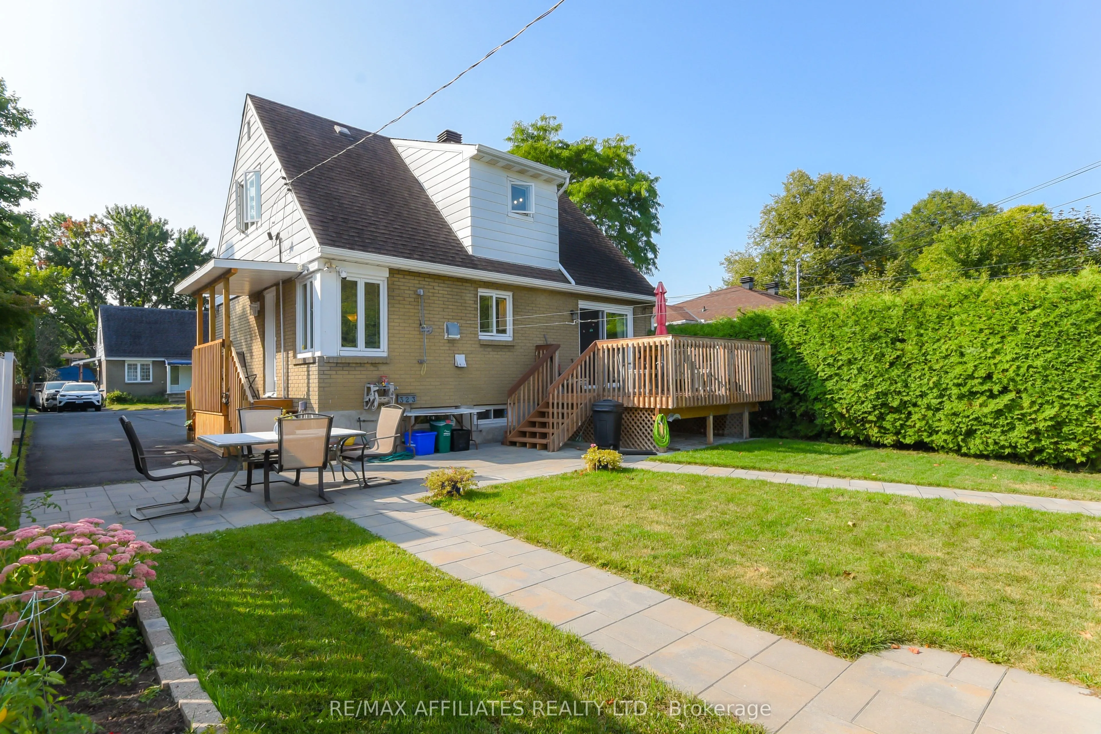 323 Fullerton Avenue