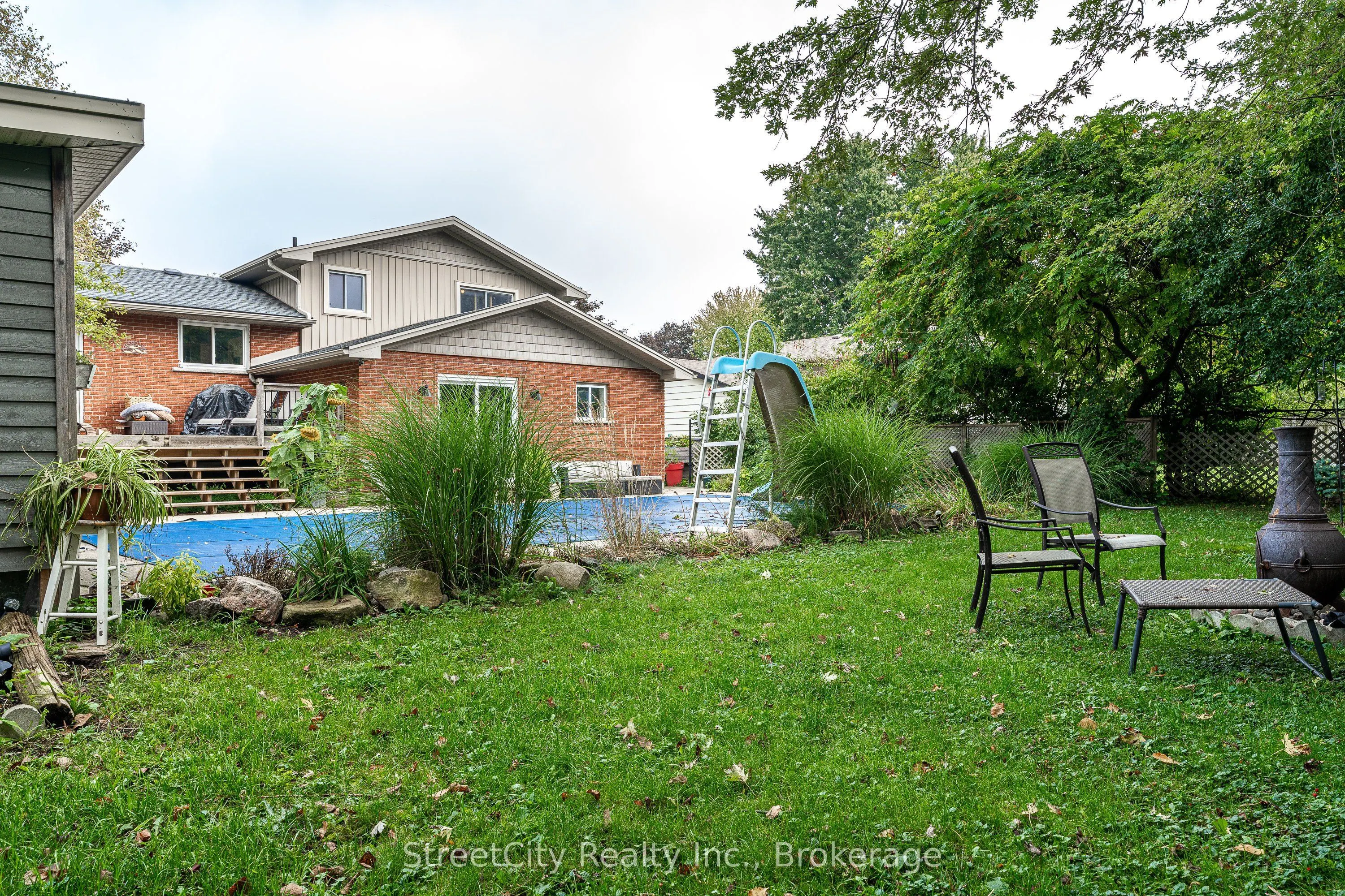 27 Riehl Court