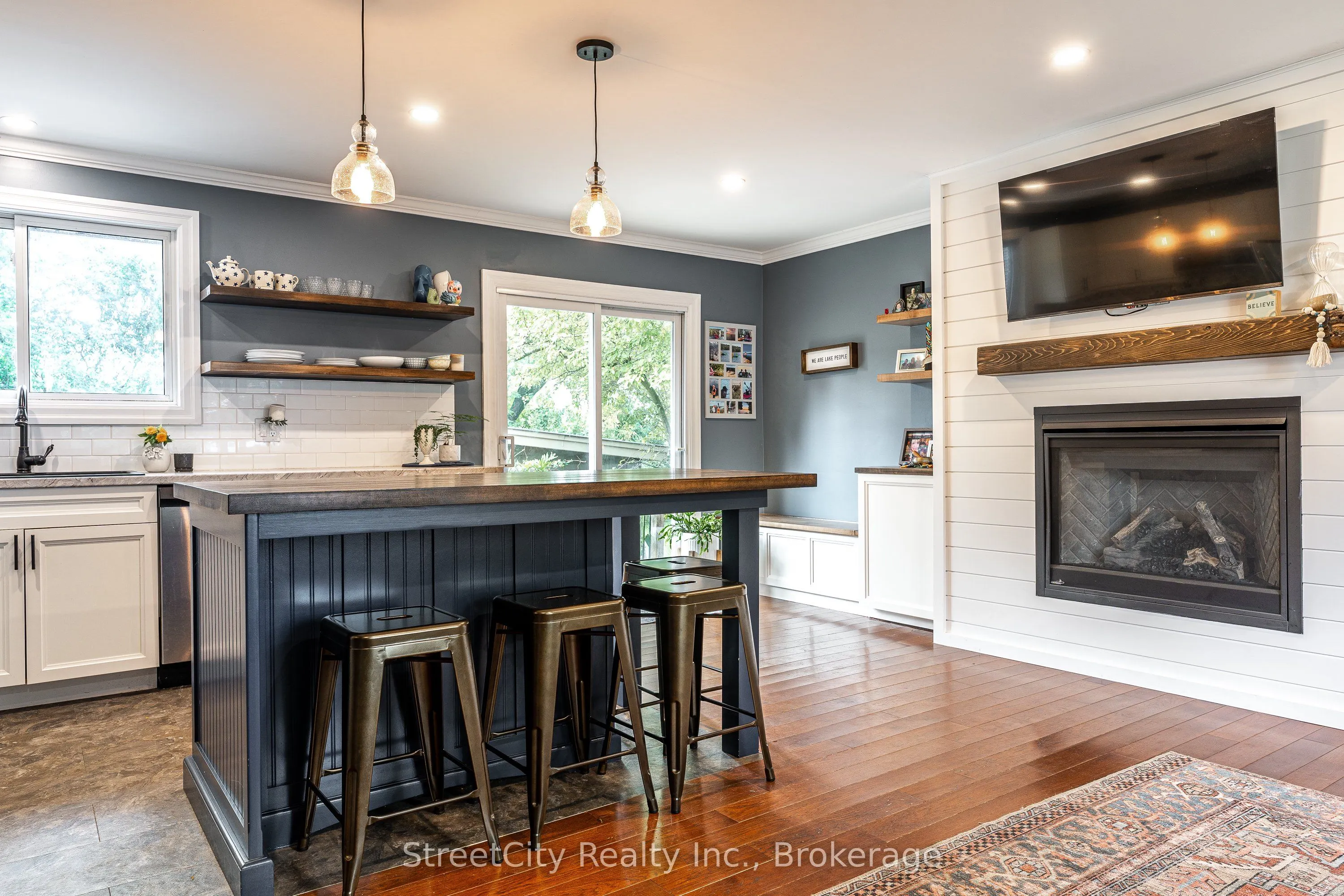27 Riehl Court