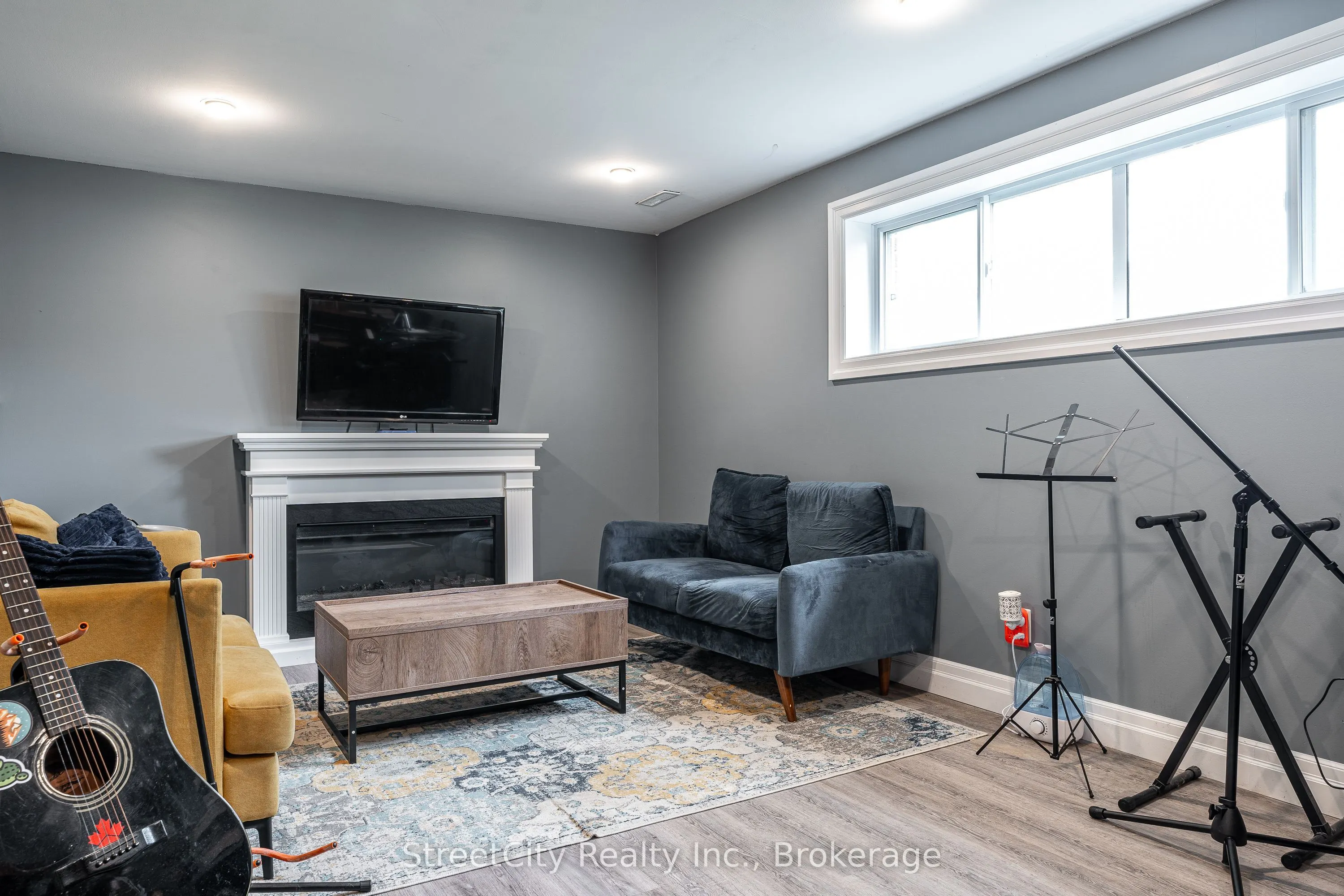 27 Riehl Court