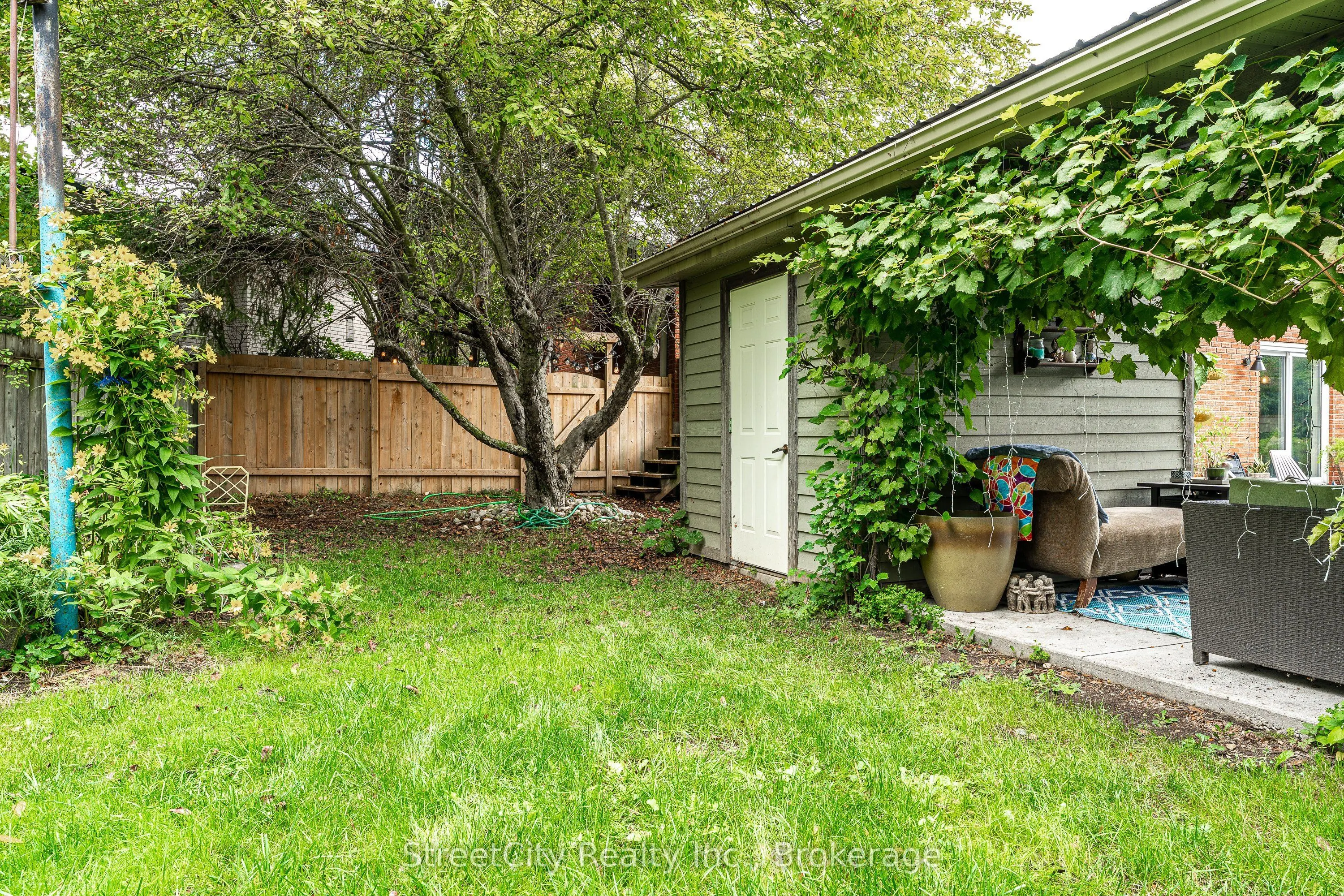27 Riehl Court