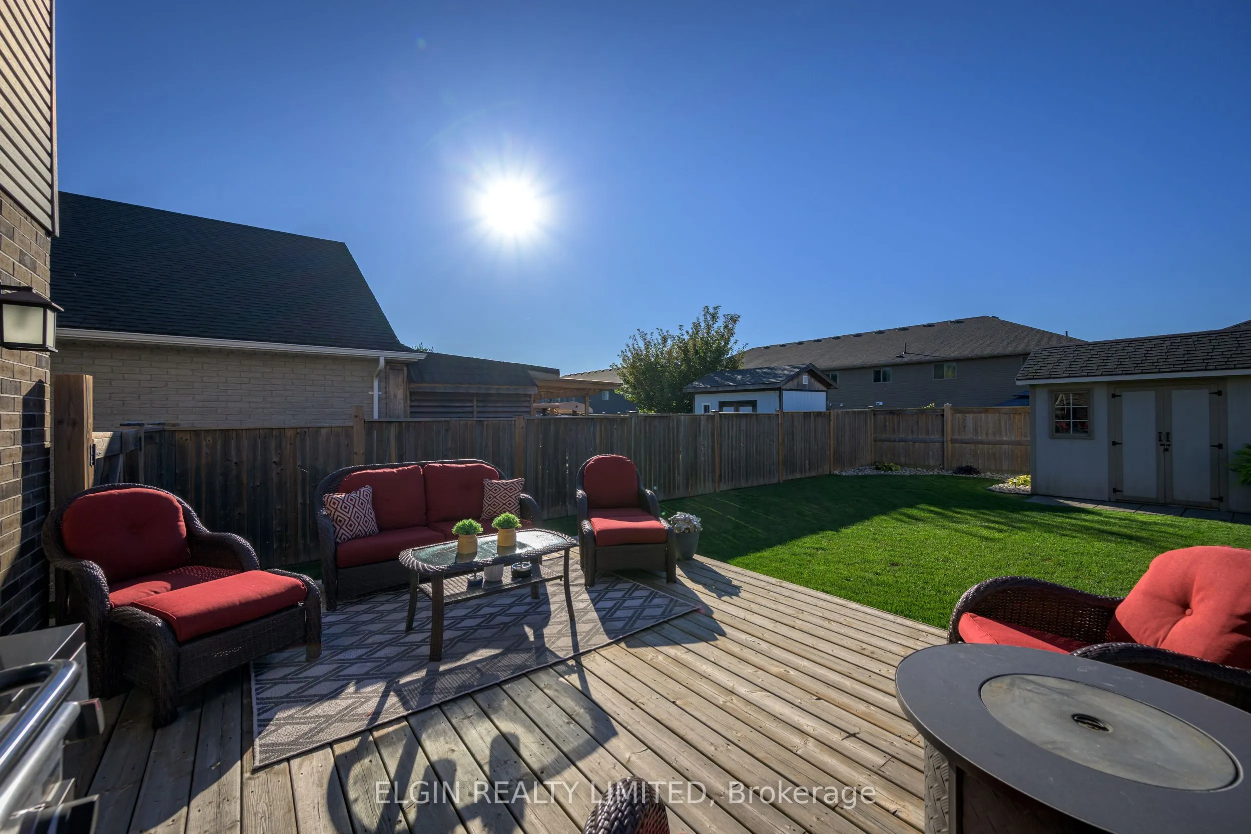 12 RUSSET Lane