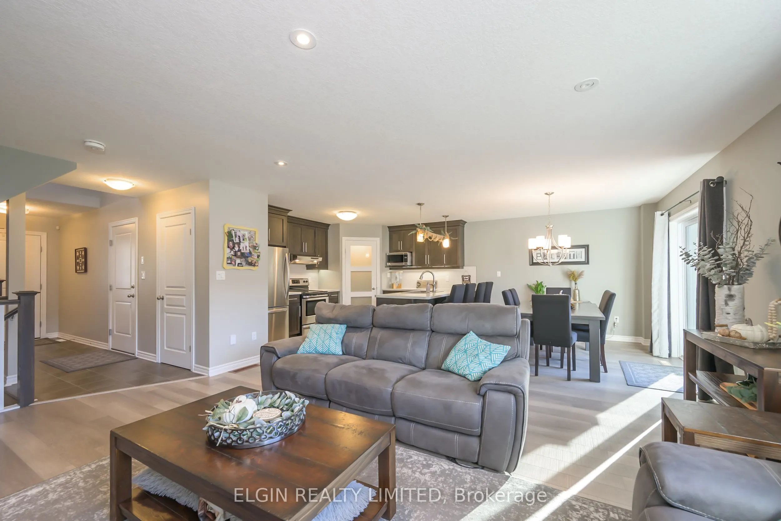 12 RUSSET Lane
