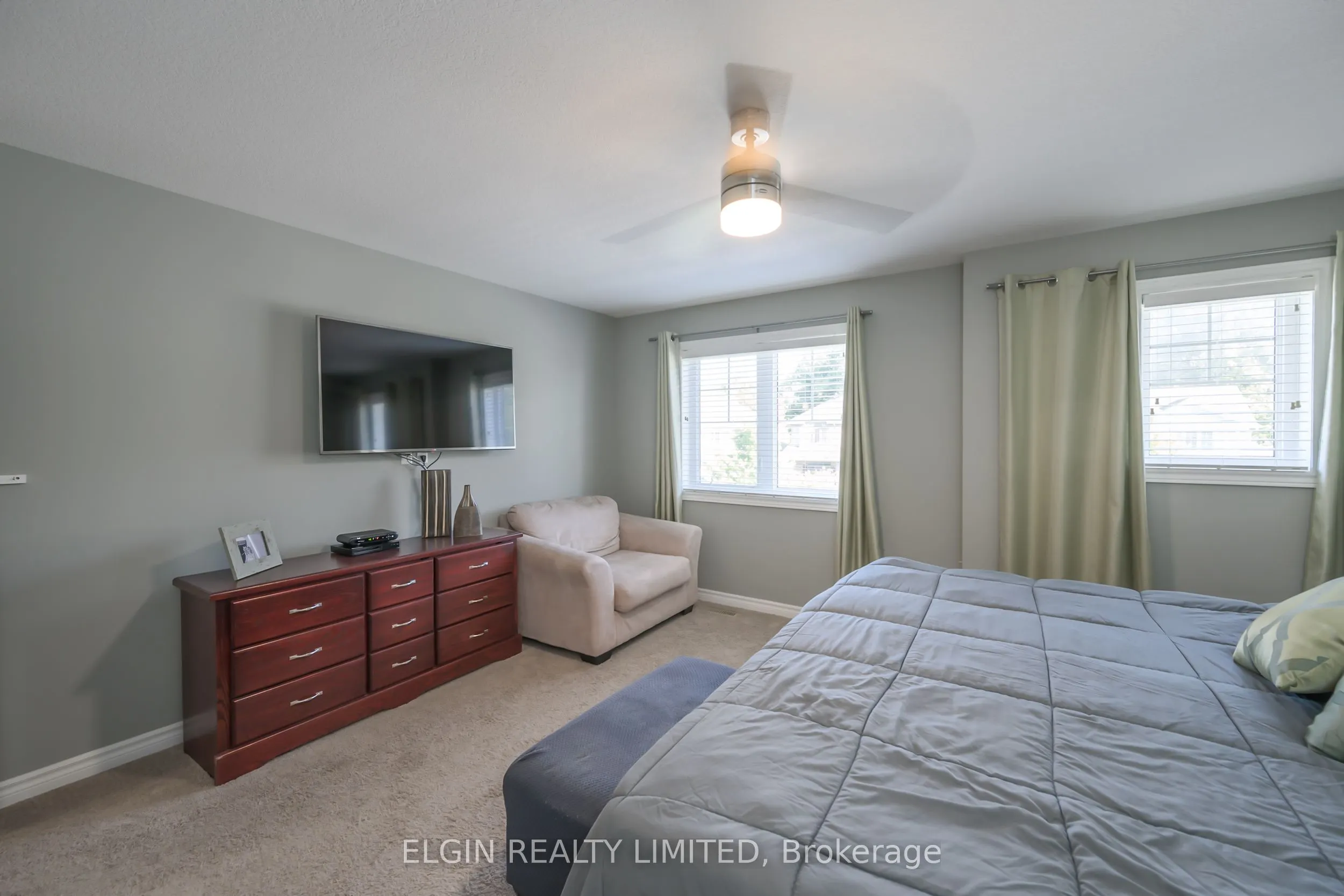 12 RUSSET Lane