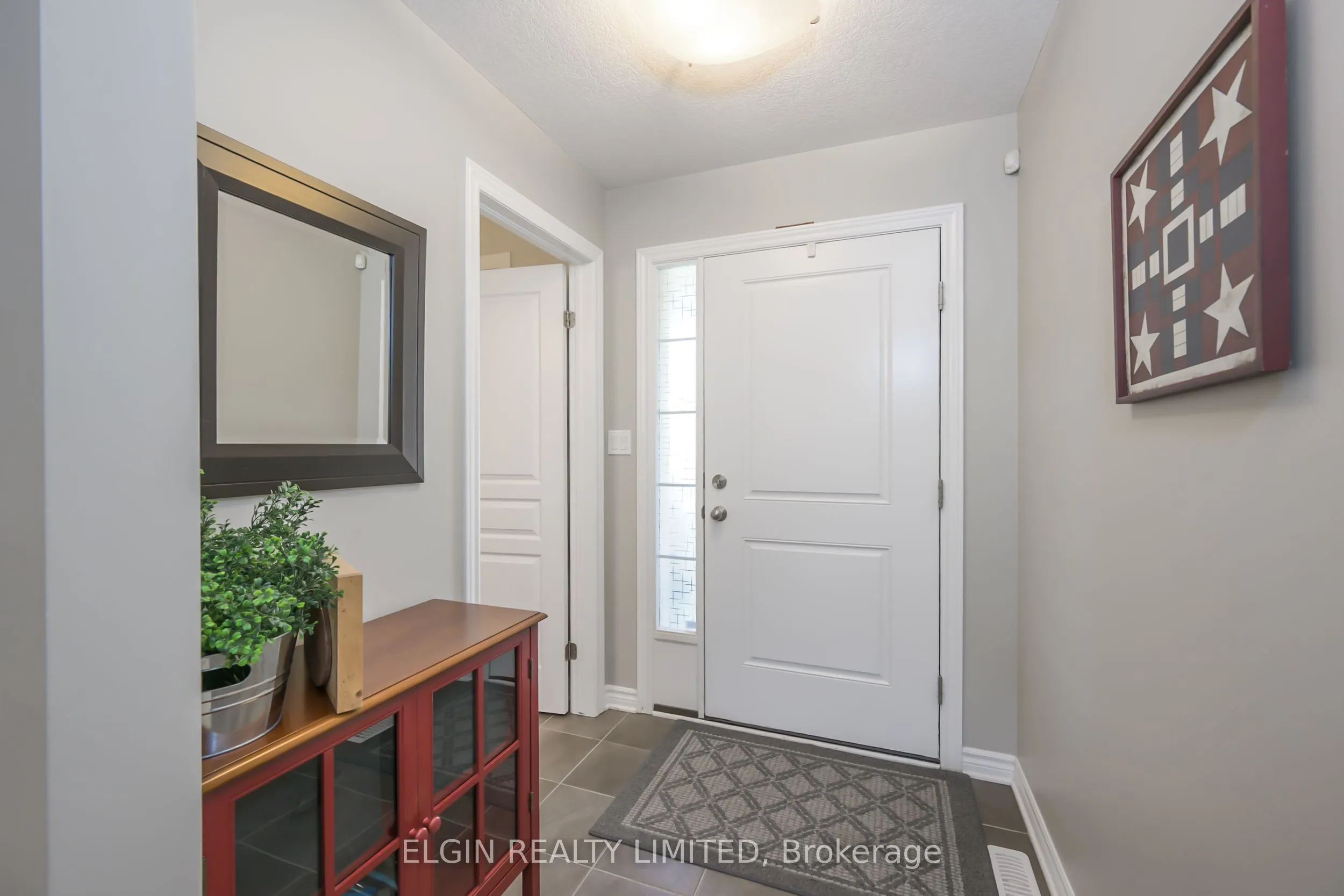 12 RUSSET Lane