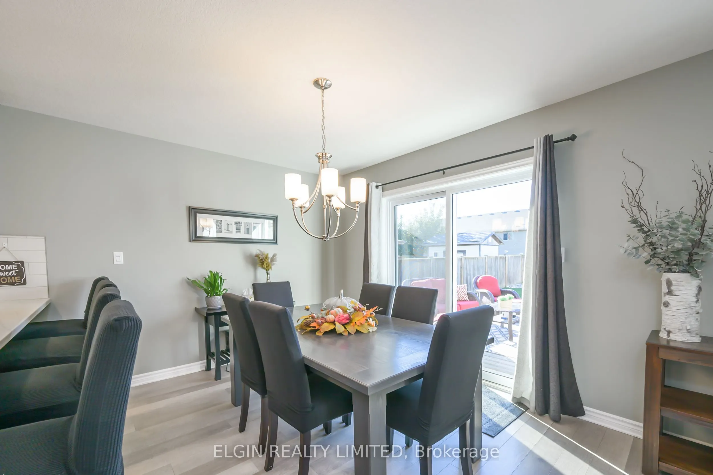12 RUSSET Lane