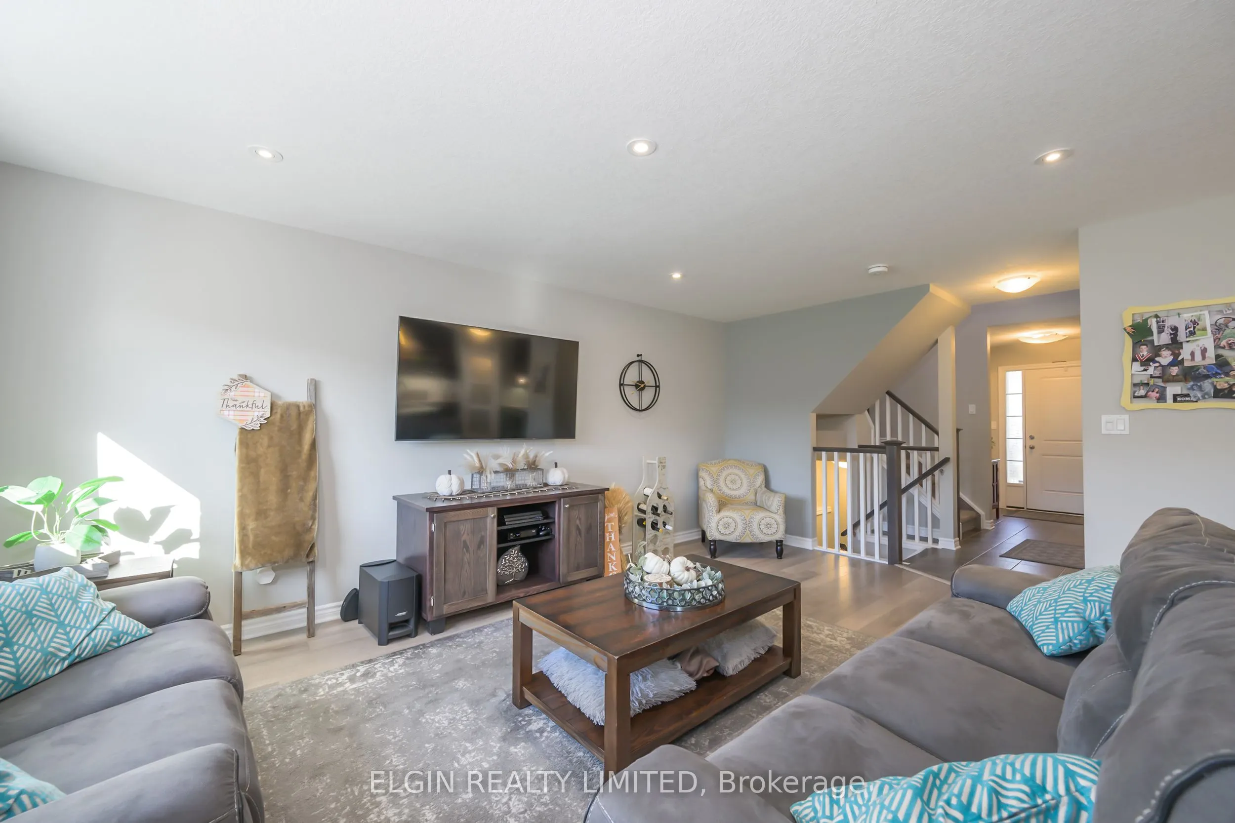 12 RUSSET Lane