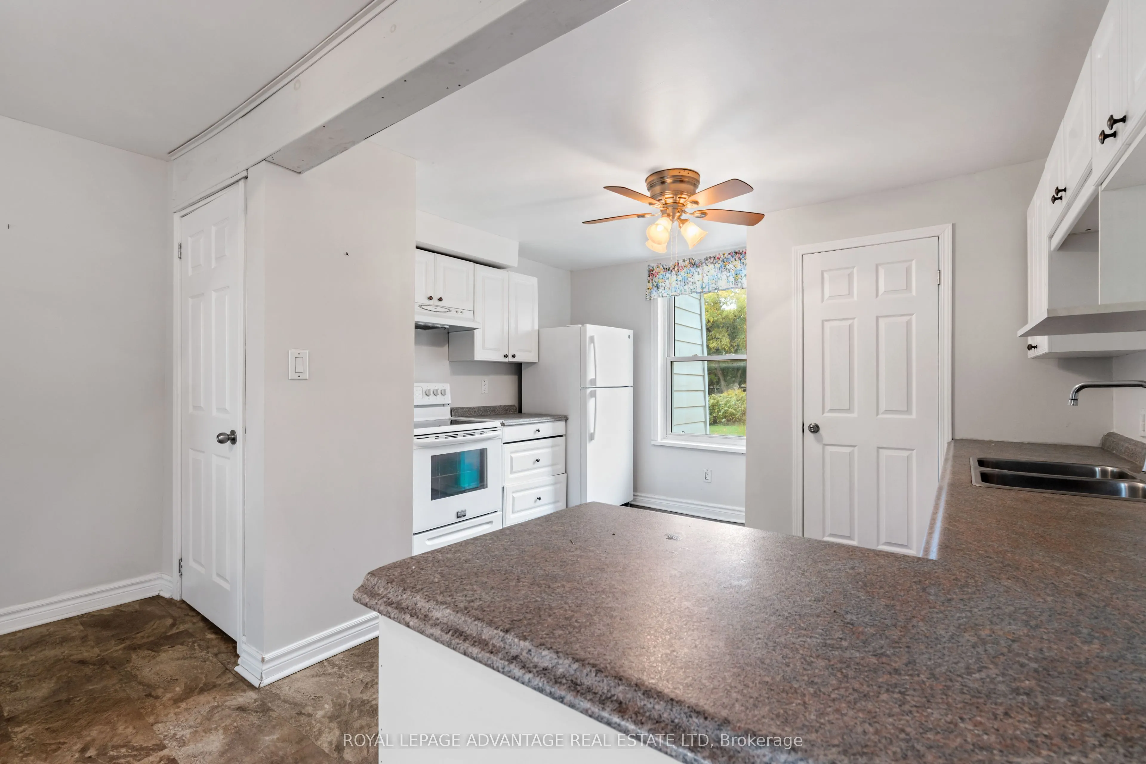 79 Broadview Avenue W