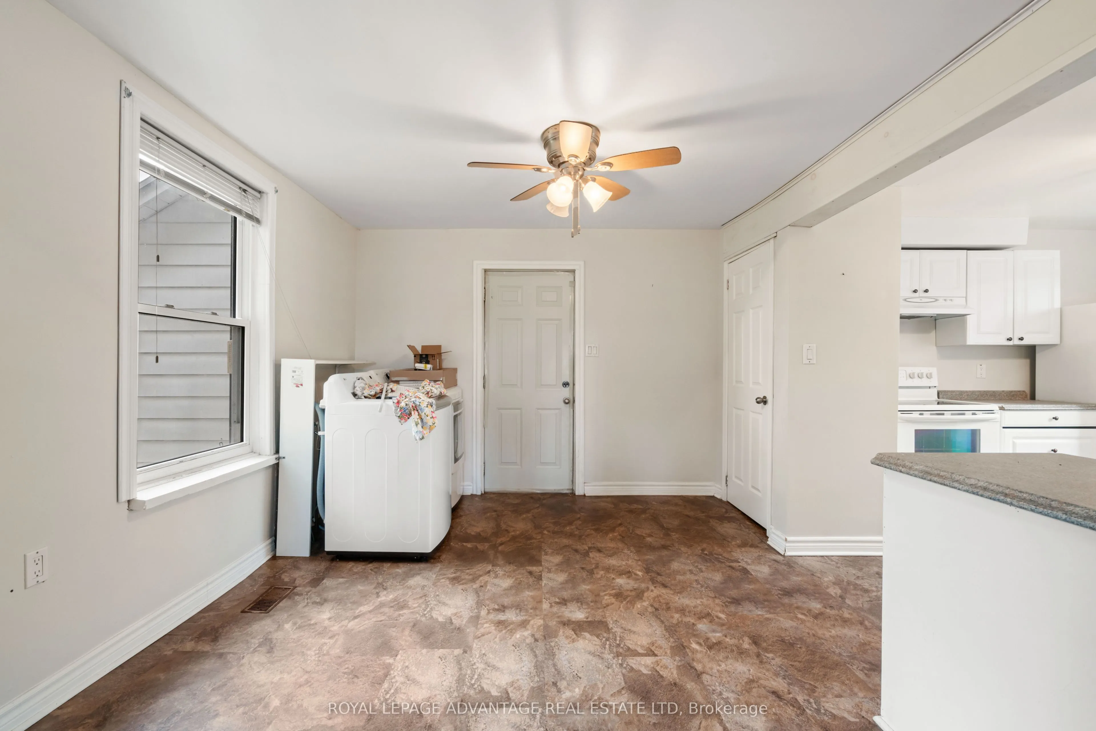 79 Broadview Avenue W