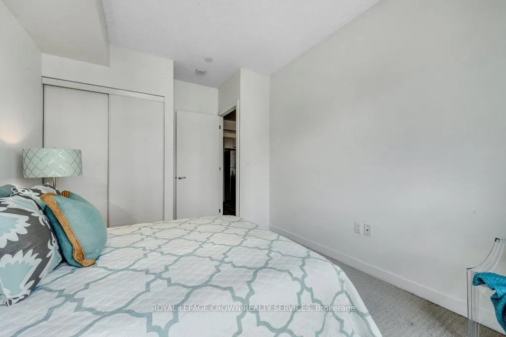 150 Water Street N, #301