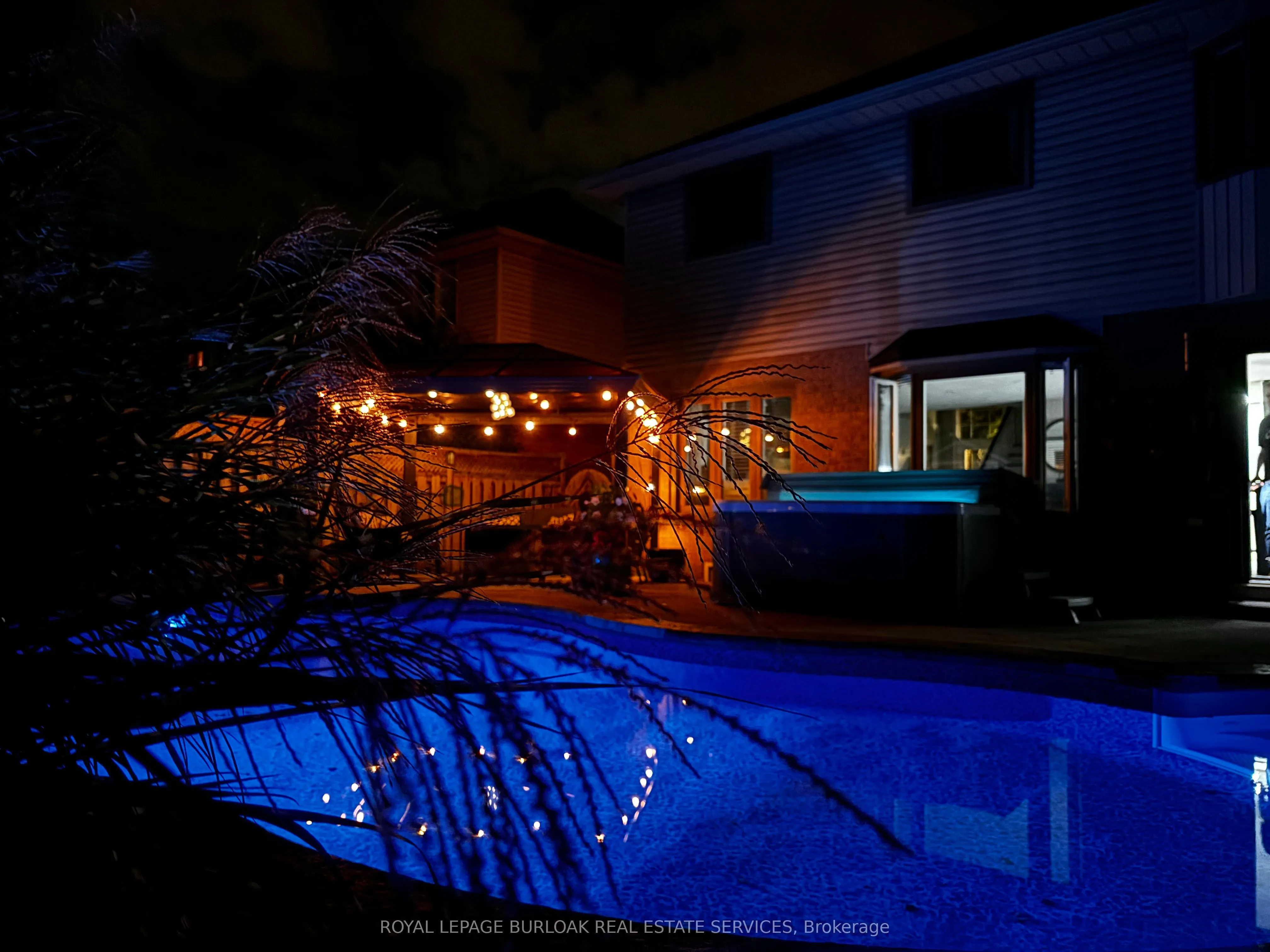 96 Laurendale Avenue