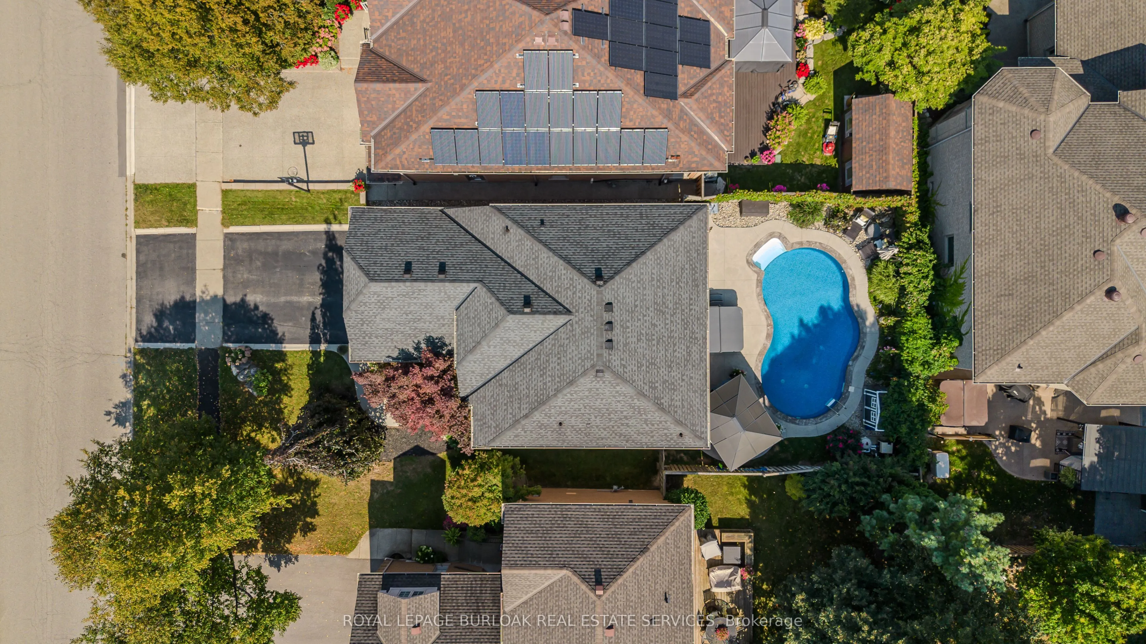 96 Laurendale Avenue