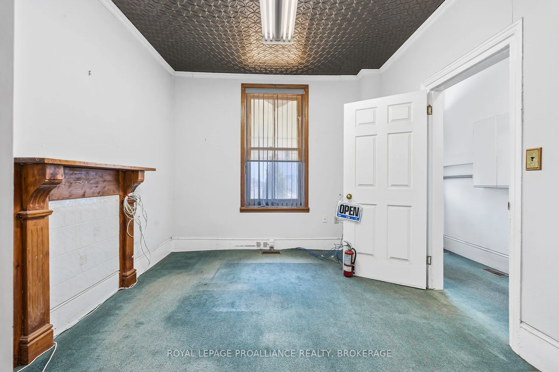 272 Wellington Street
