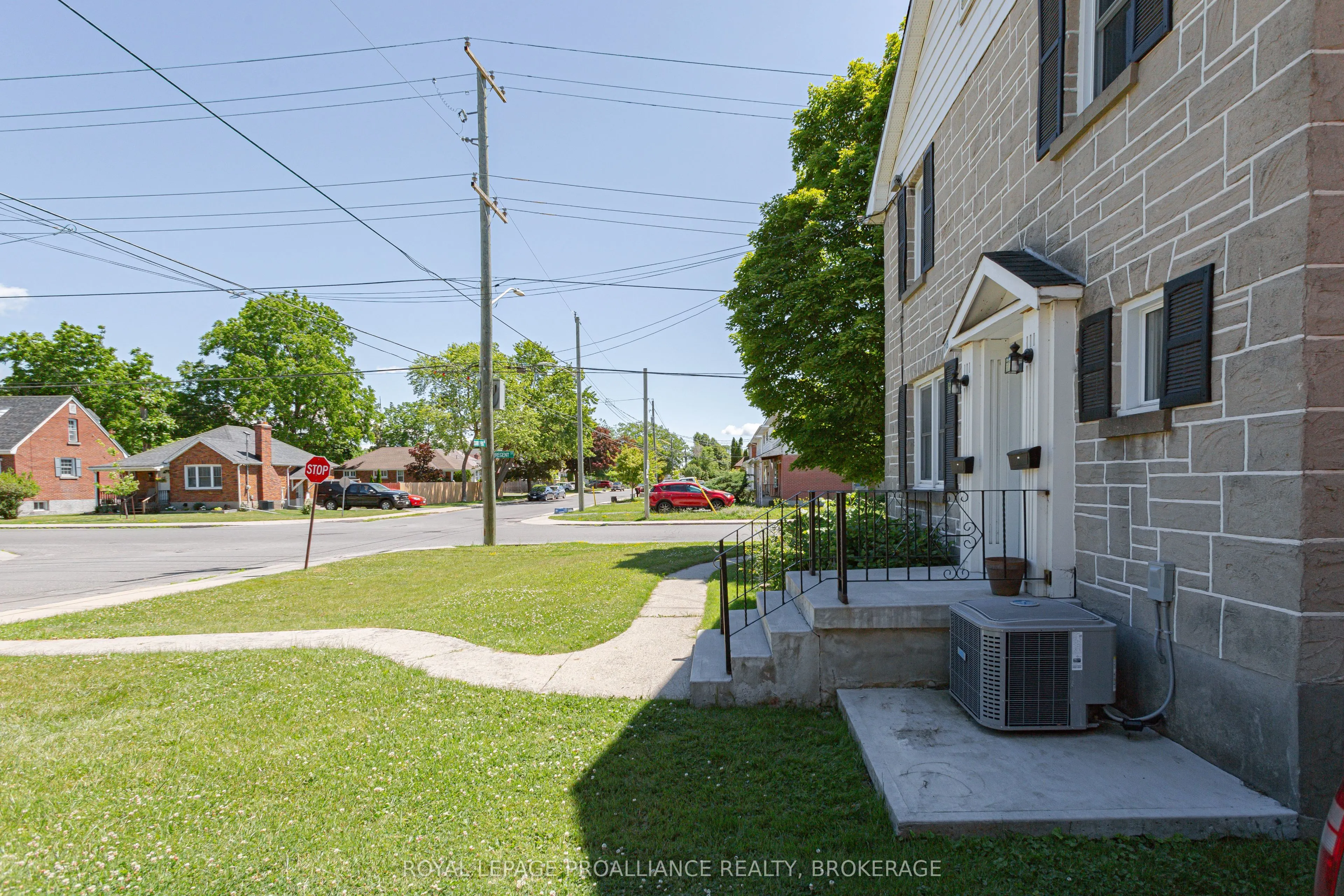 78 Carruthers Avenue