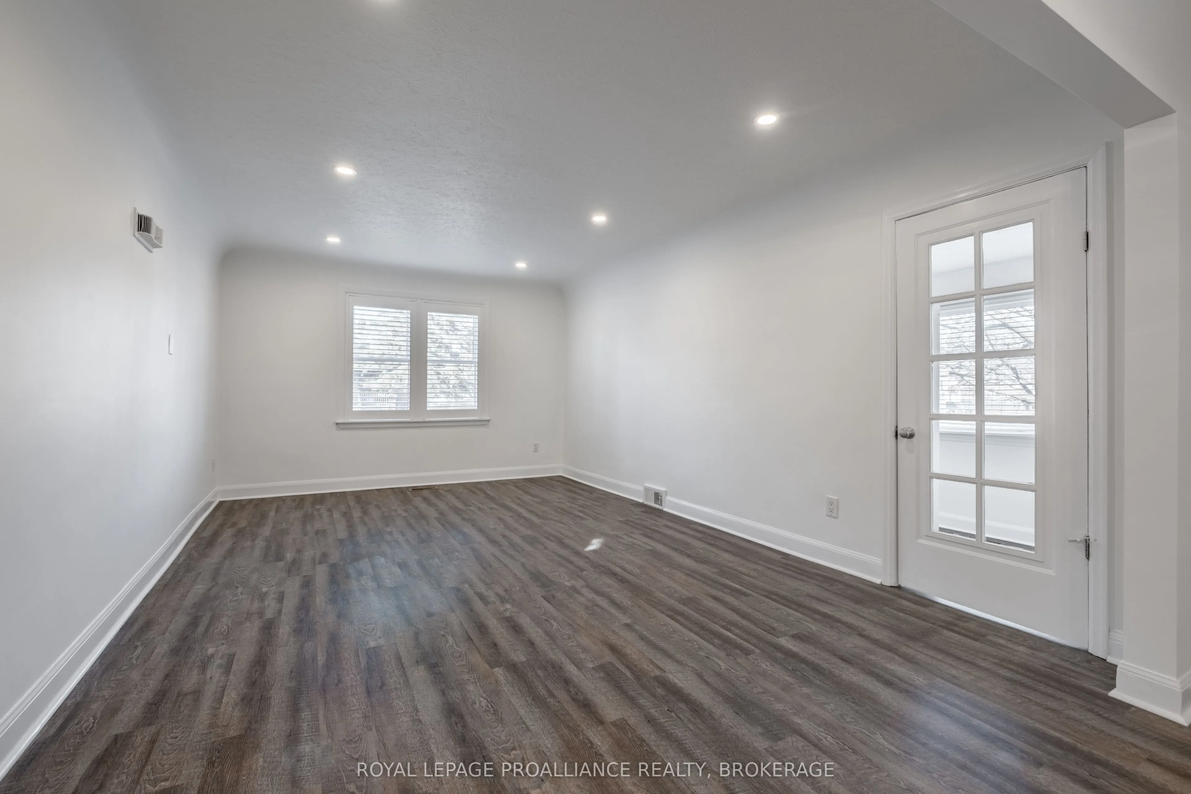 78 Carruthers Avenue