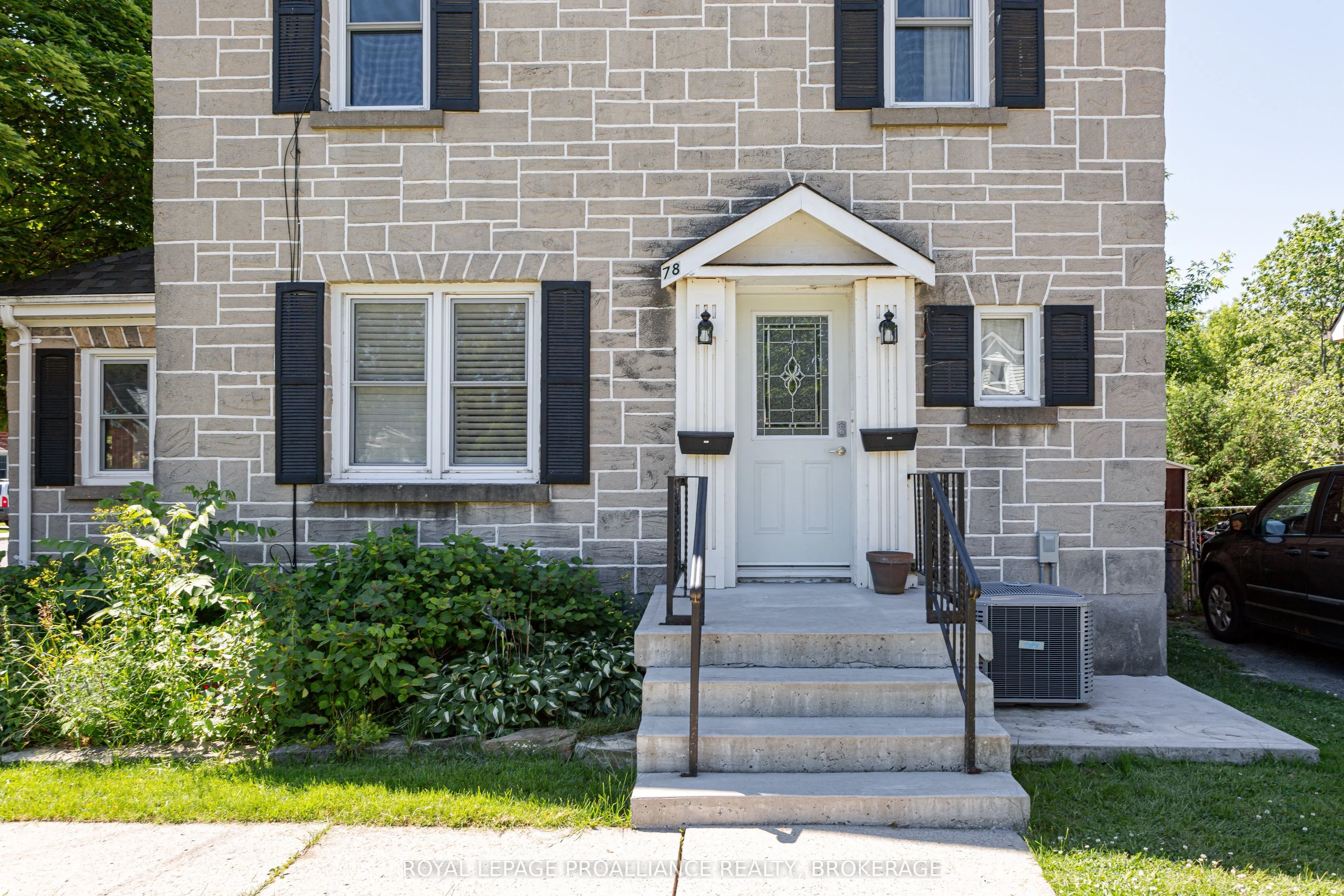 78 Carruthers Avenue