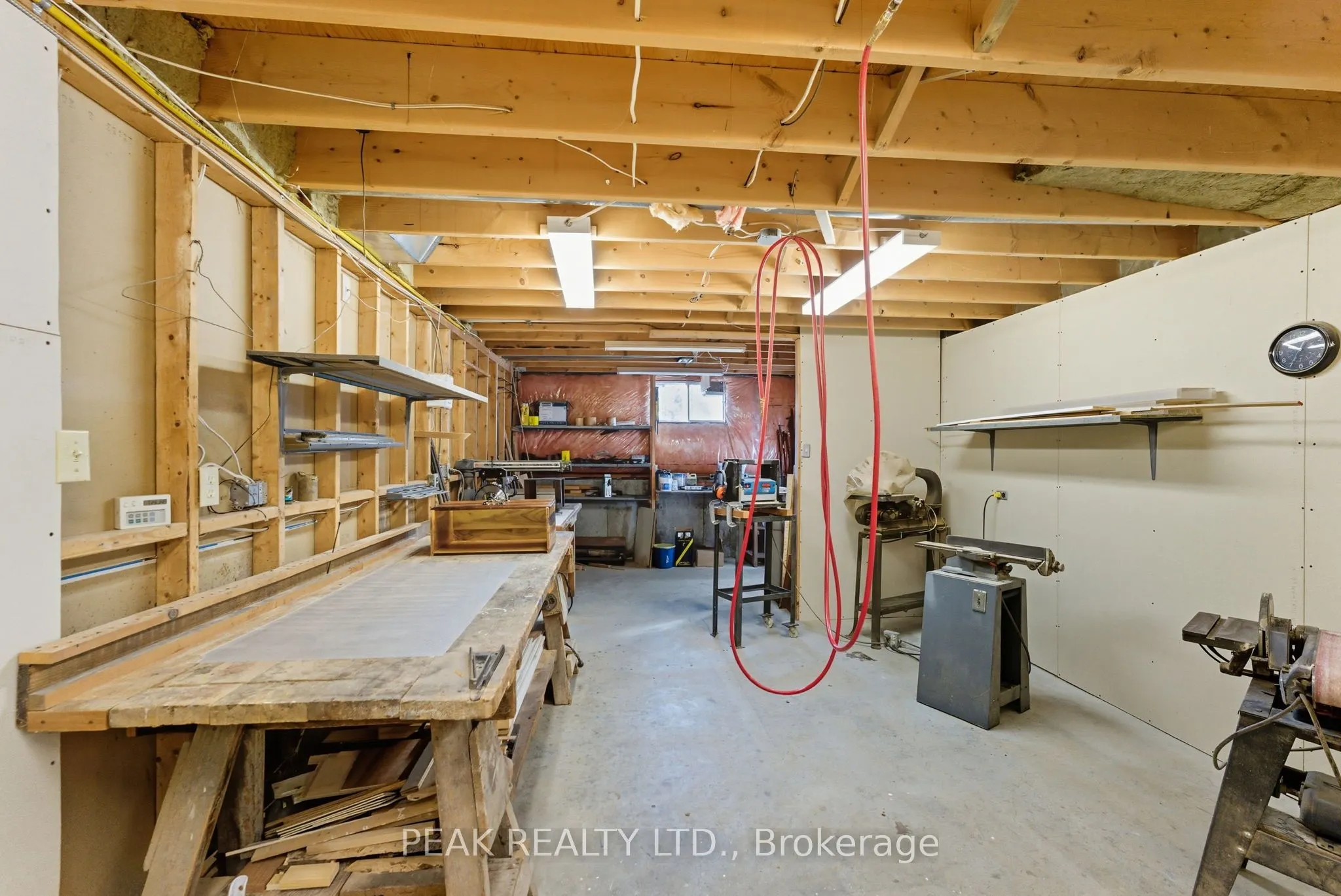 31 Belaire Road