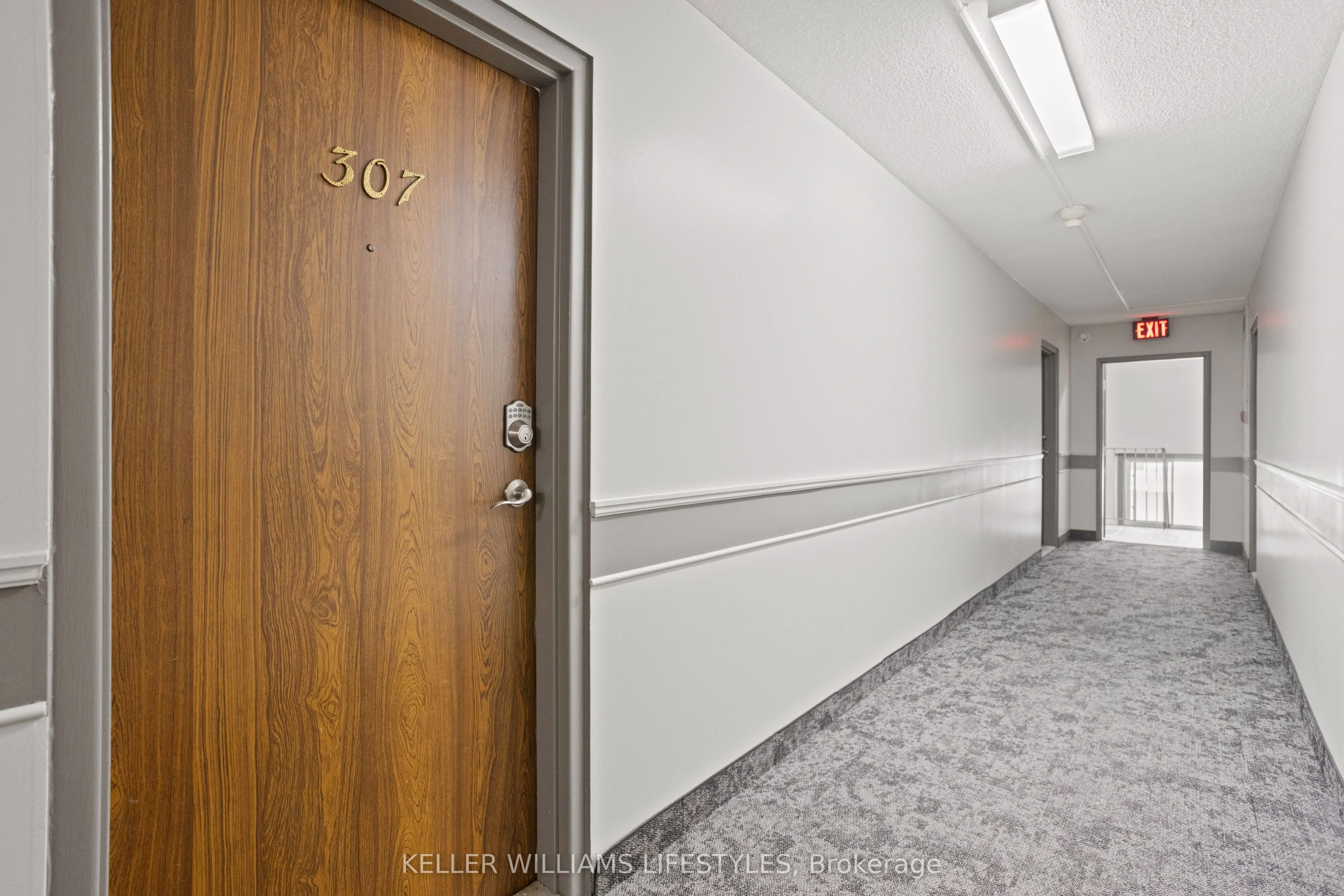 91 Spruce Street W, #307