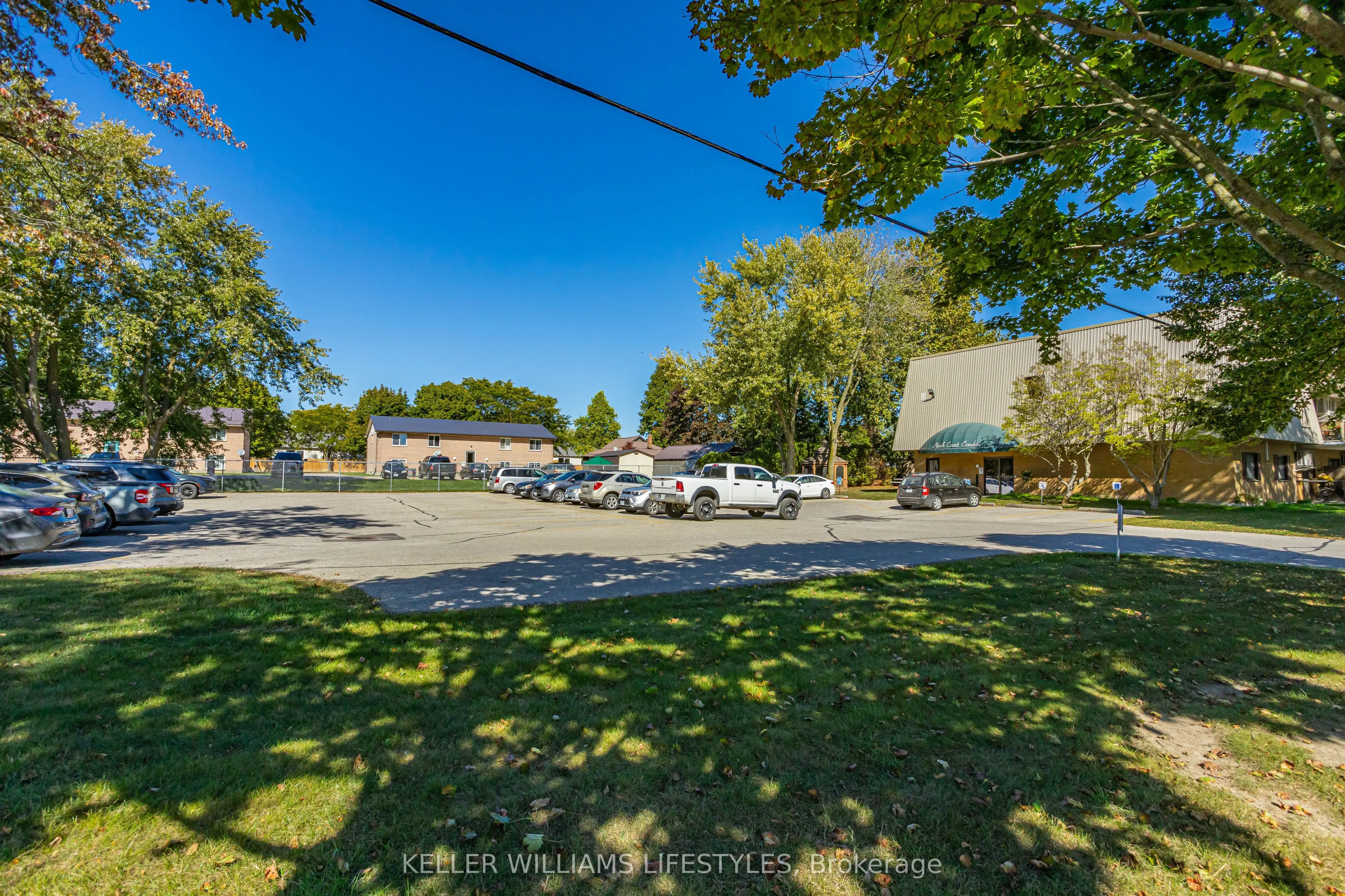91 Spruce Street W, #307