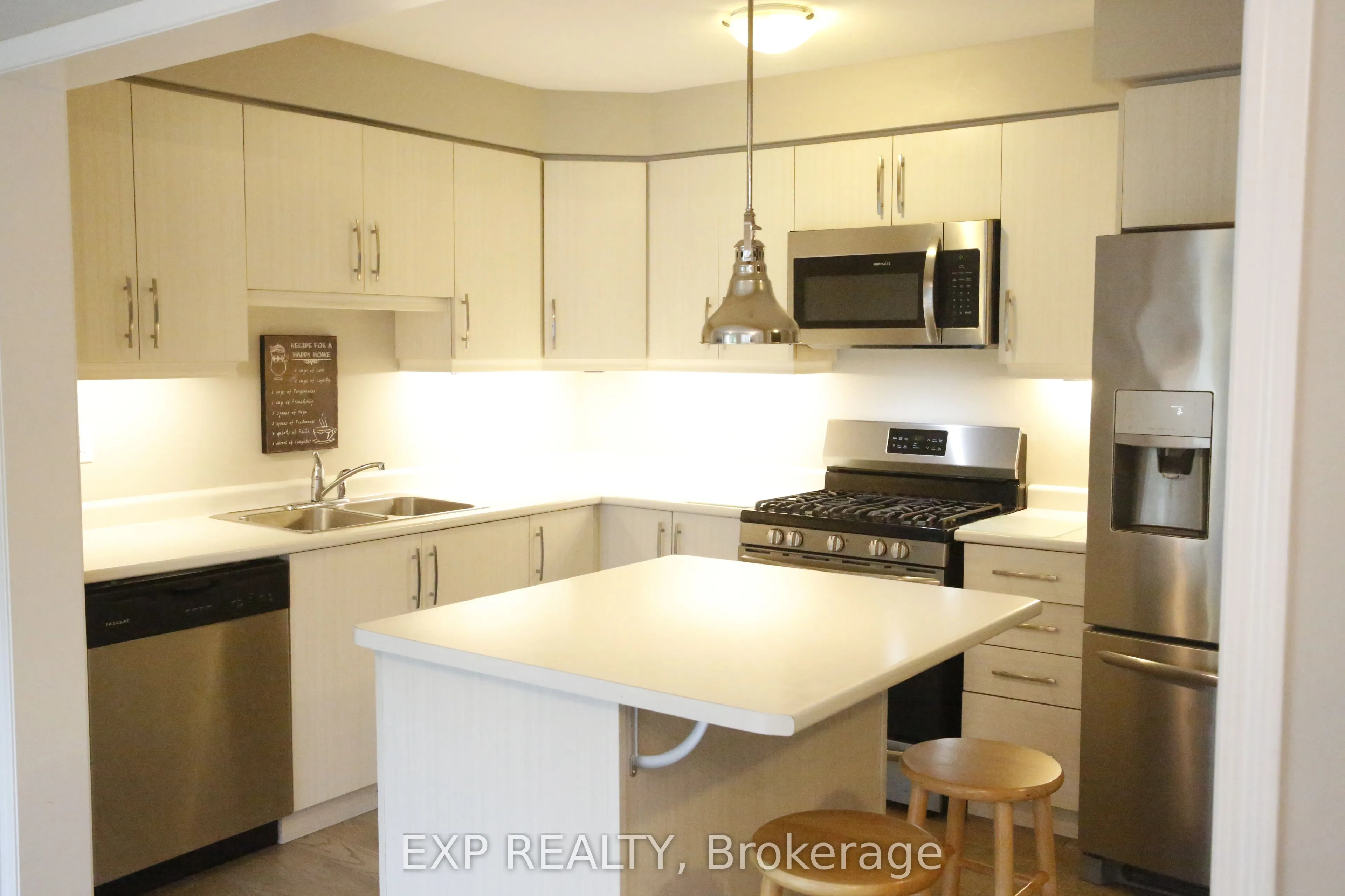 230 Avondsyde Boulevard, #10