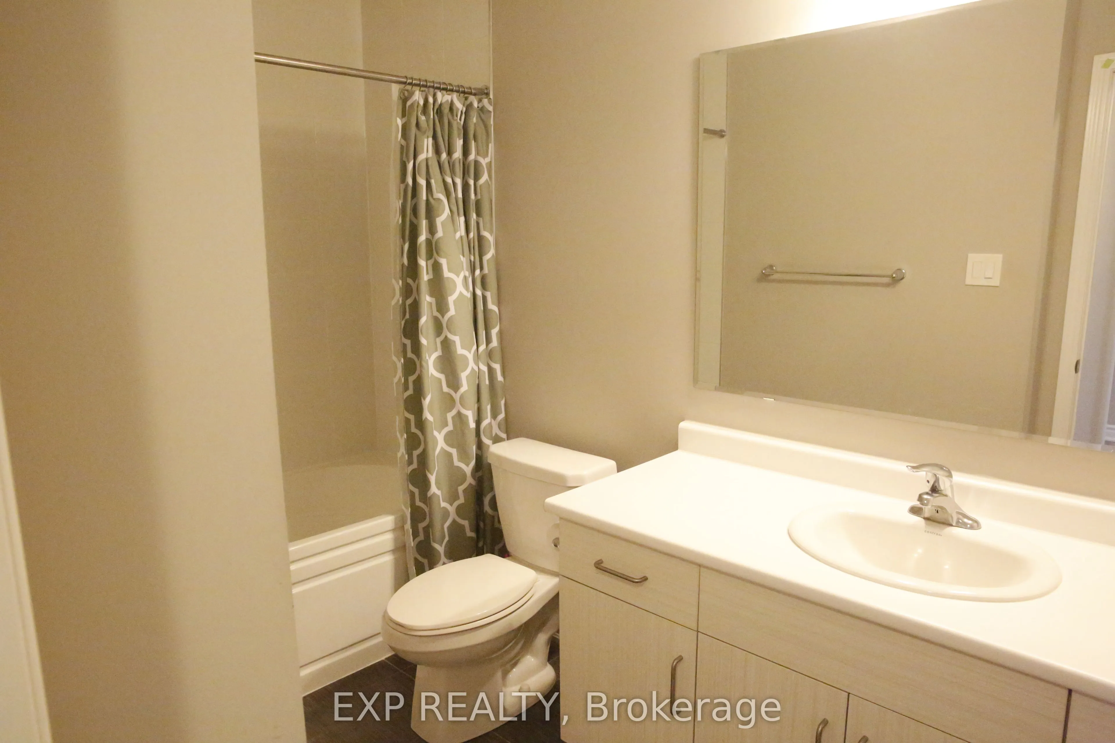 230 Avondsyde Boulevard, #10