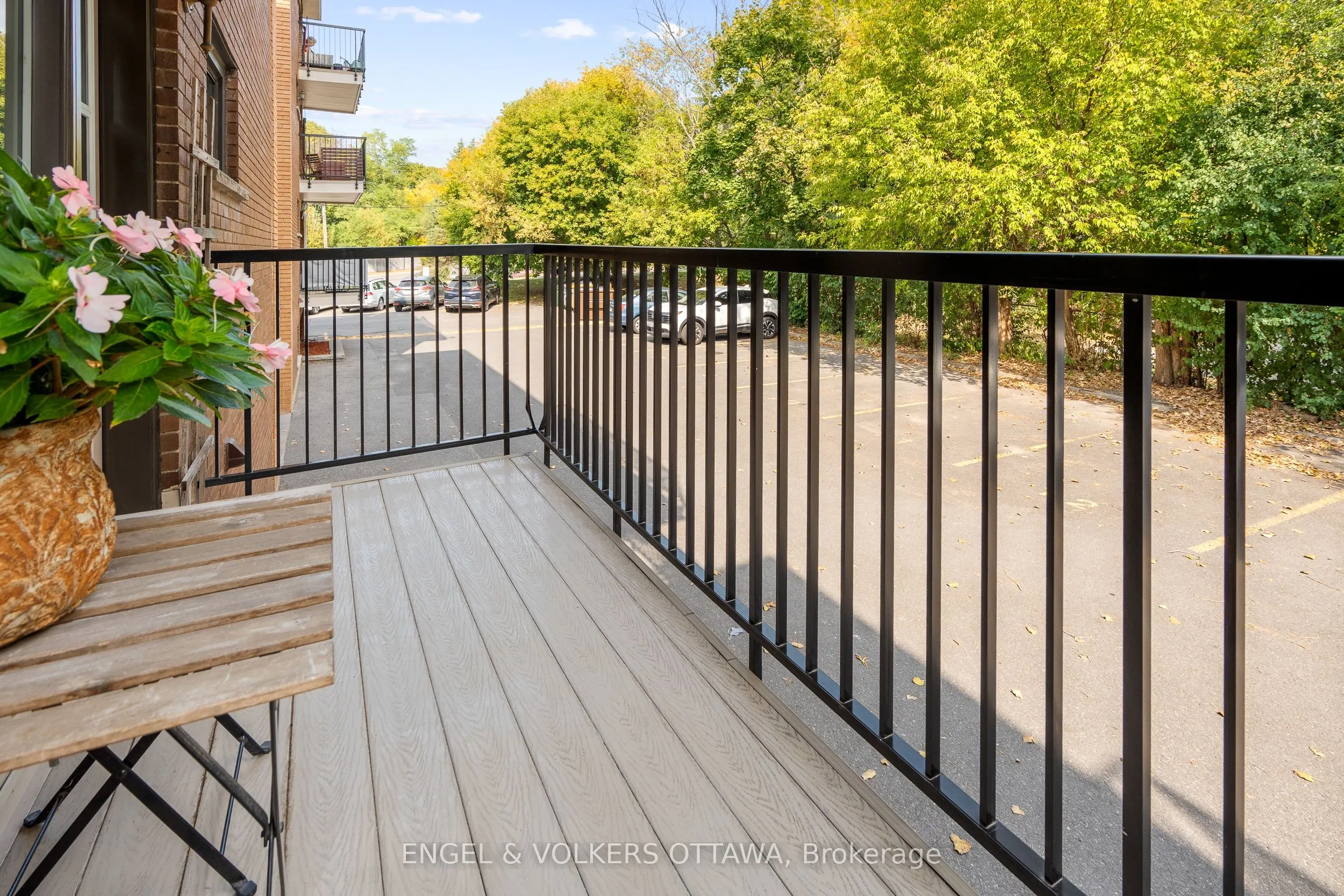270 Beechwood Avenue, #11