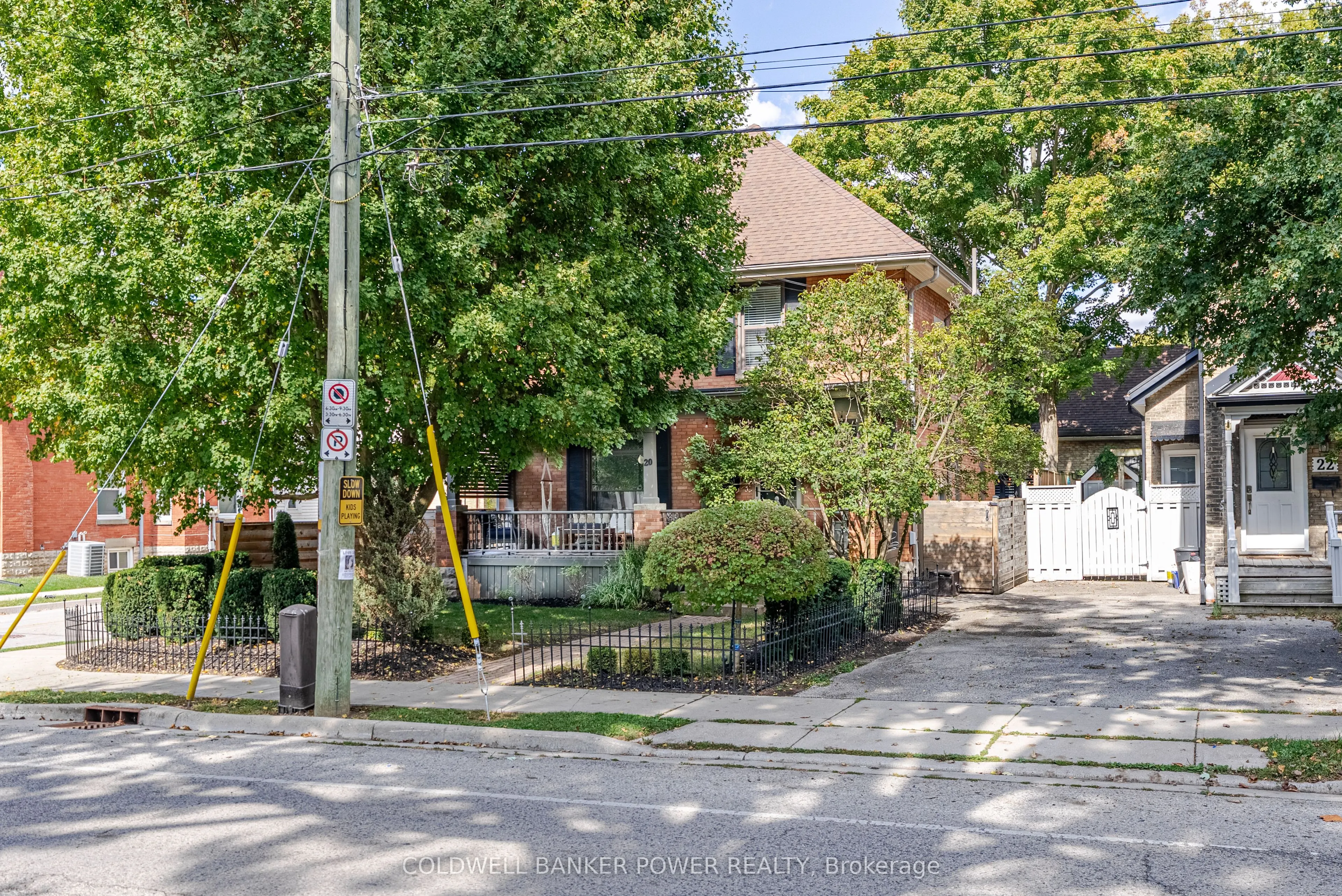 20 Elmwood Avenue E