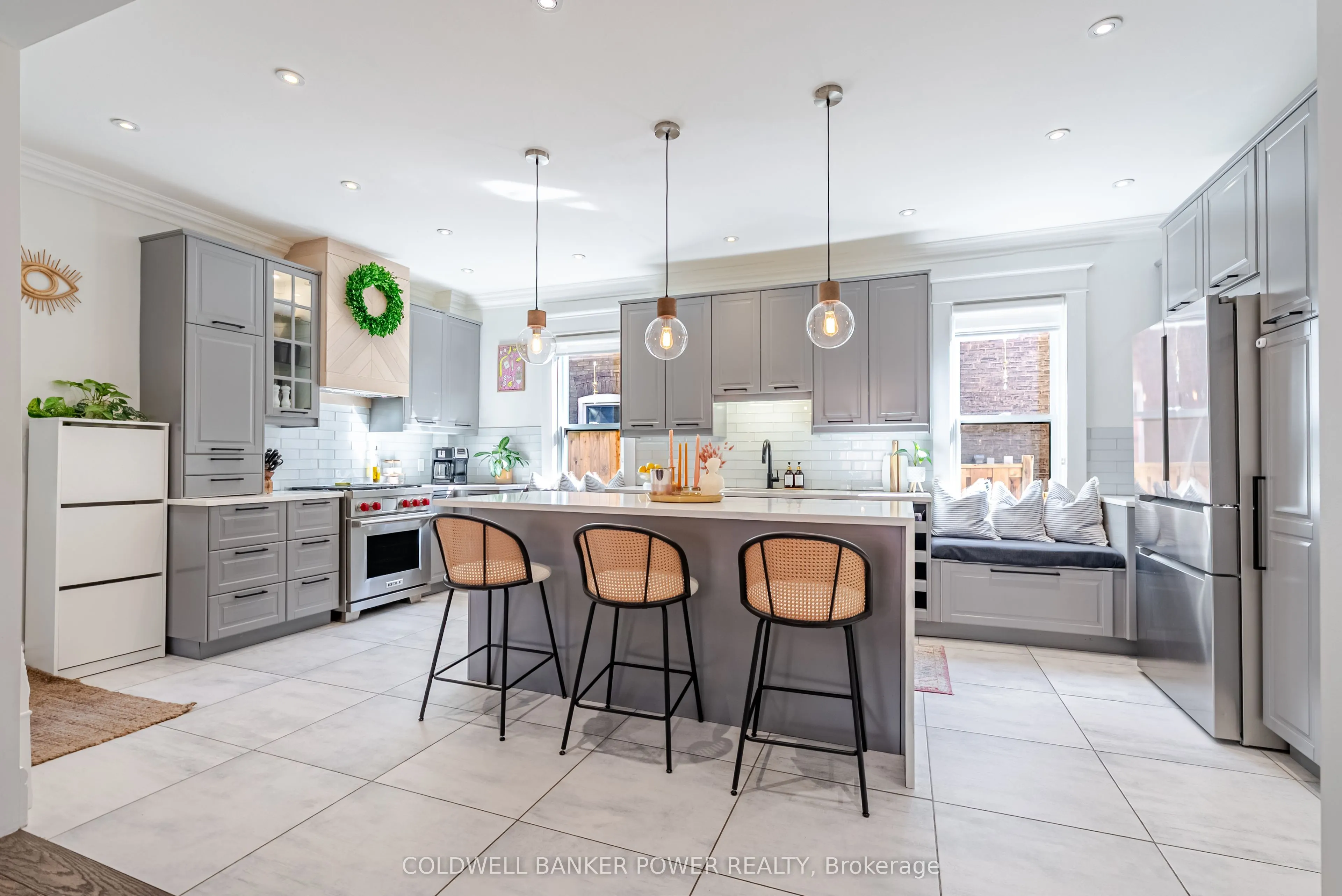 20 Elmwood Avenue E