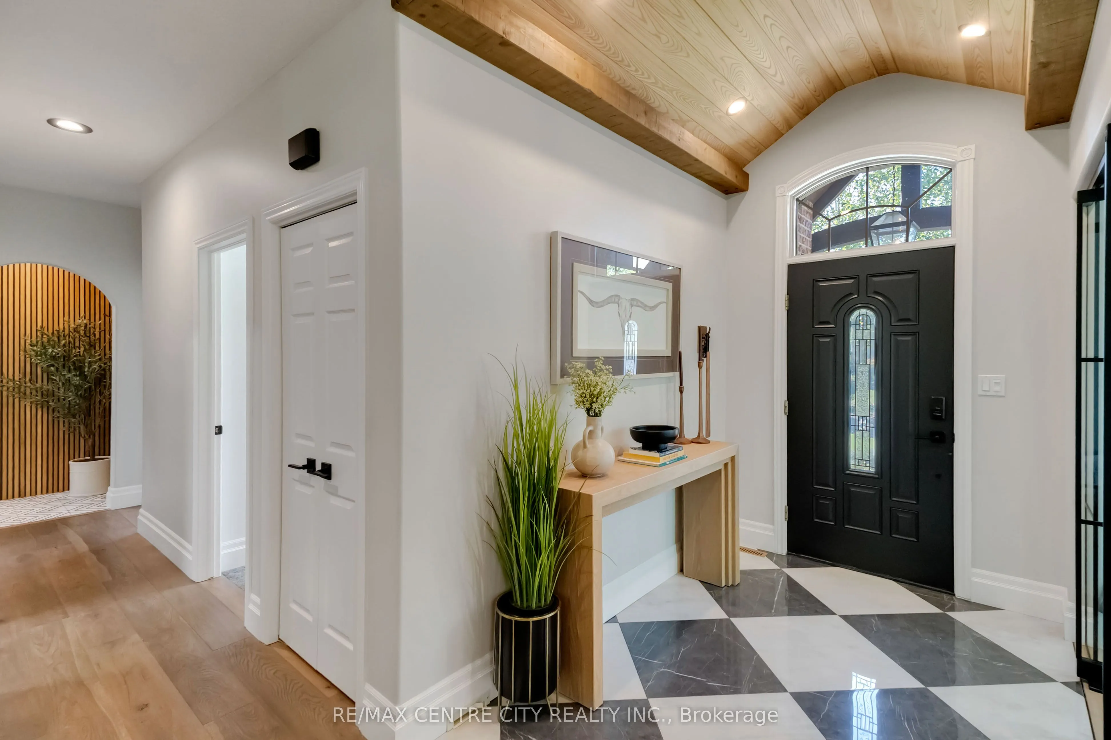 7 Mary Bucke Street