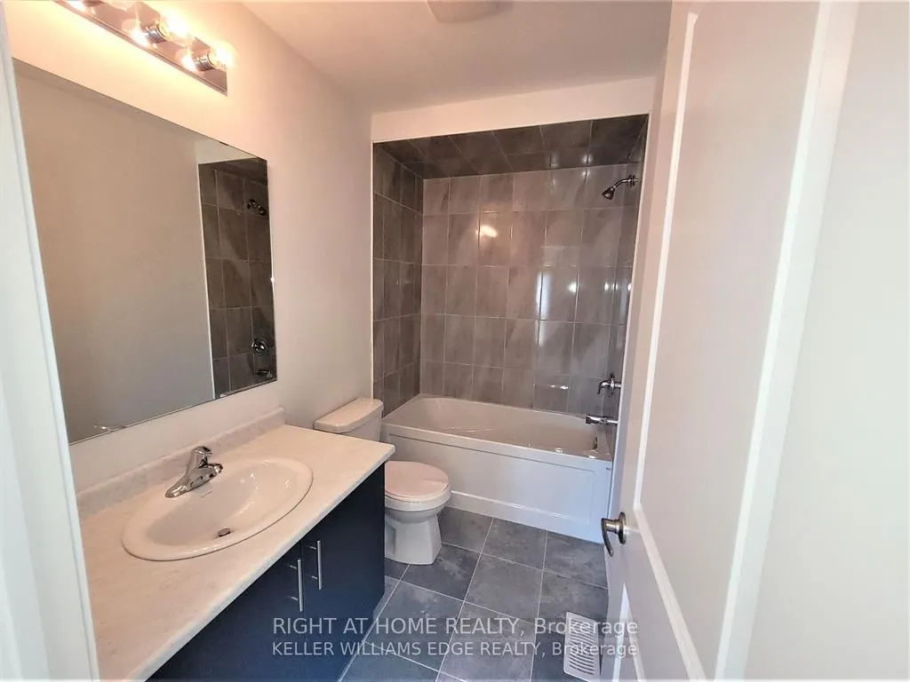 74 Pinot Crescent