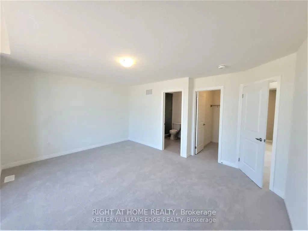 74 Pinot Crescent