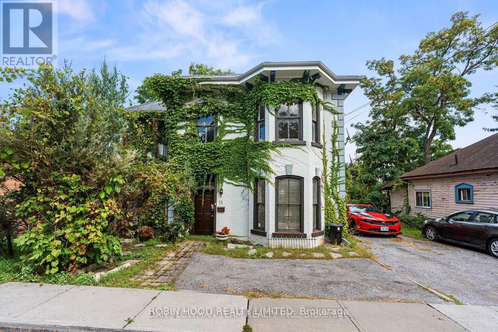 11 Isabel Street
