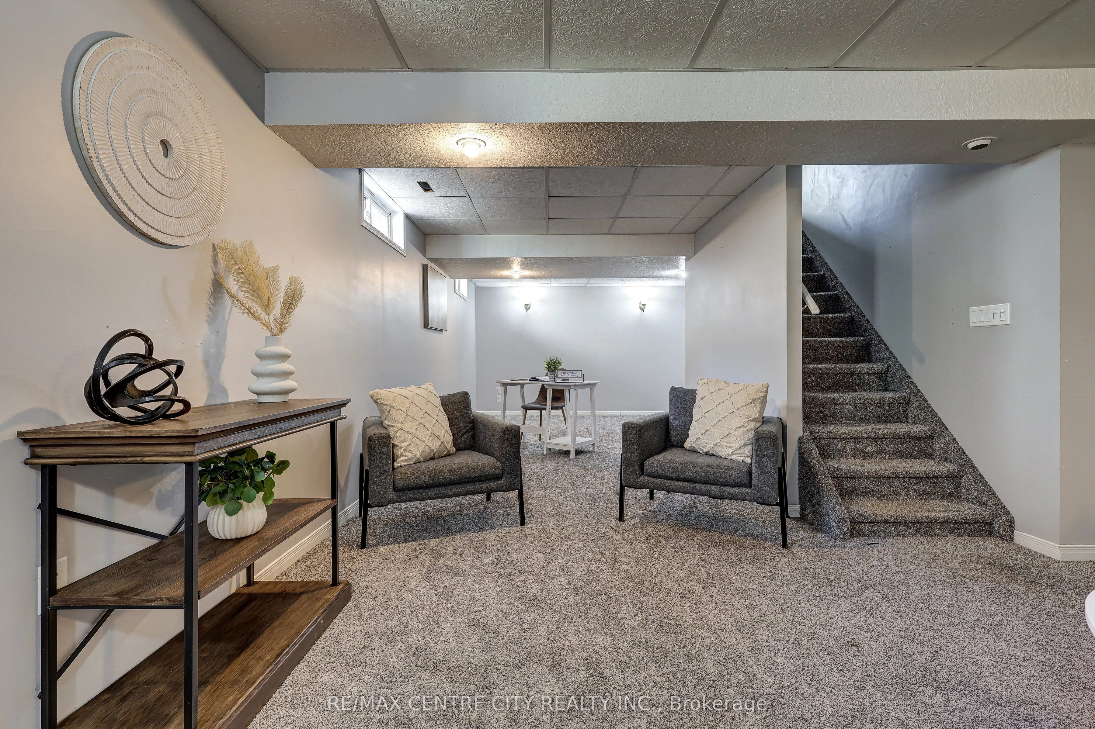 19 Lyford Court