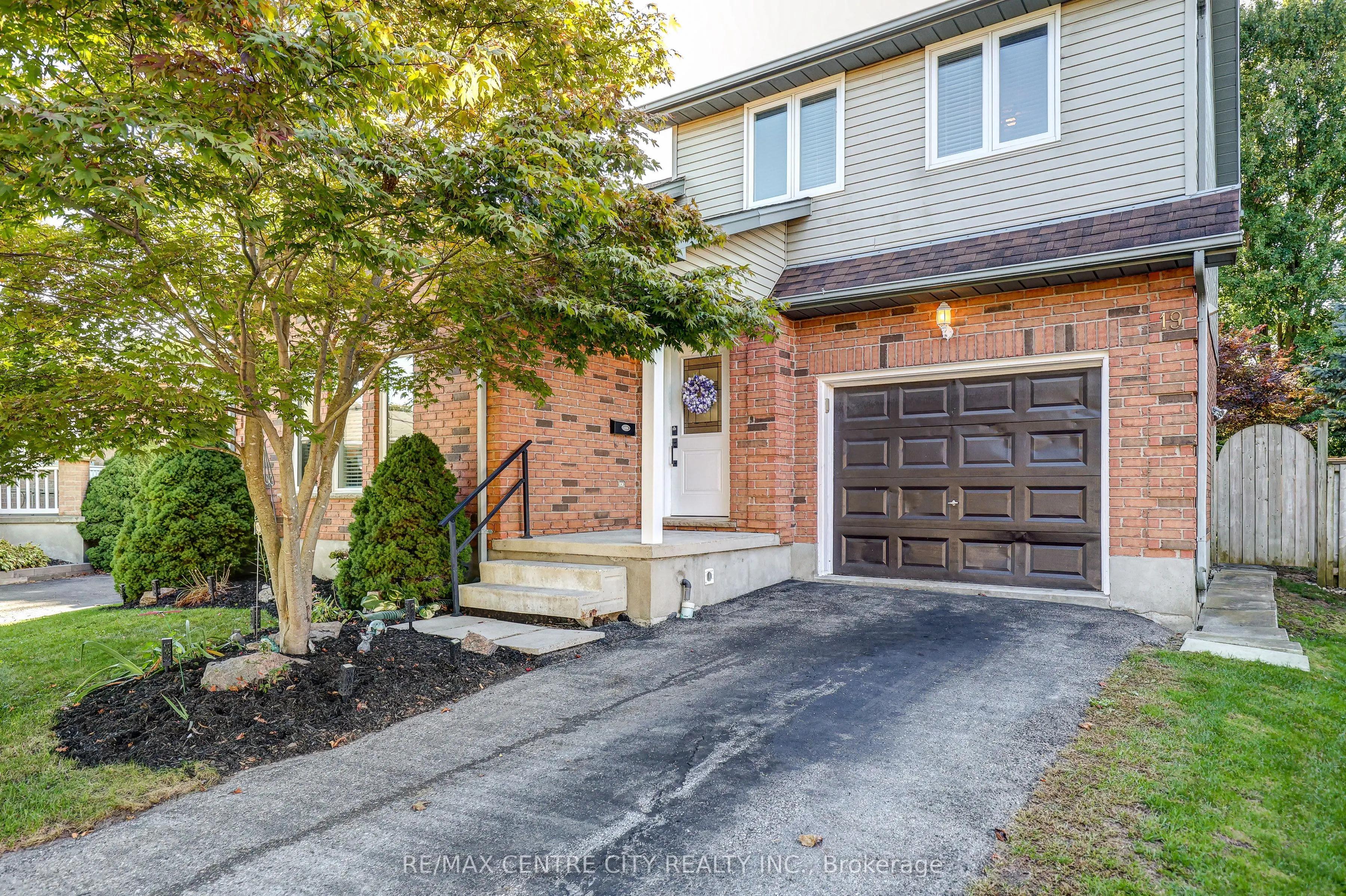 19 Lyford Court