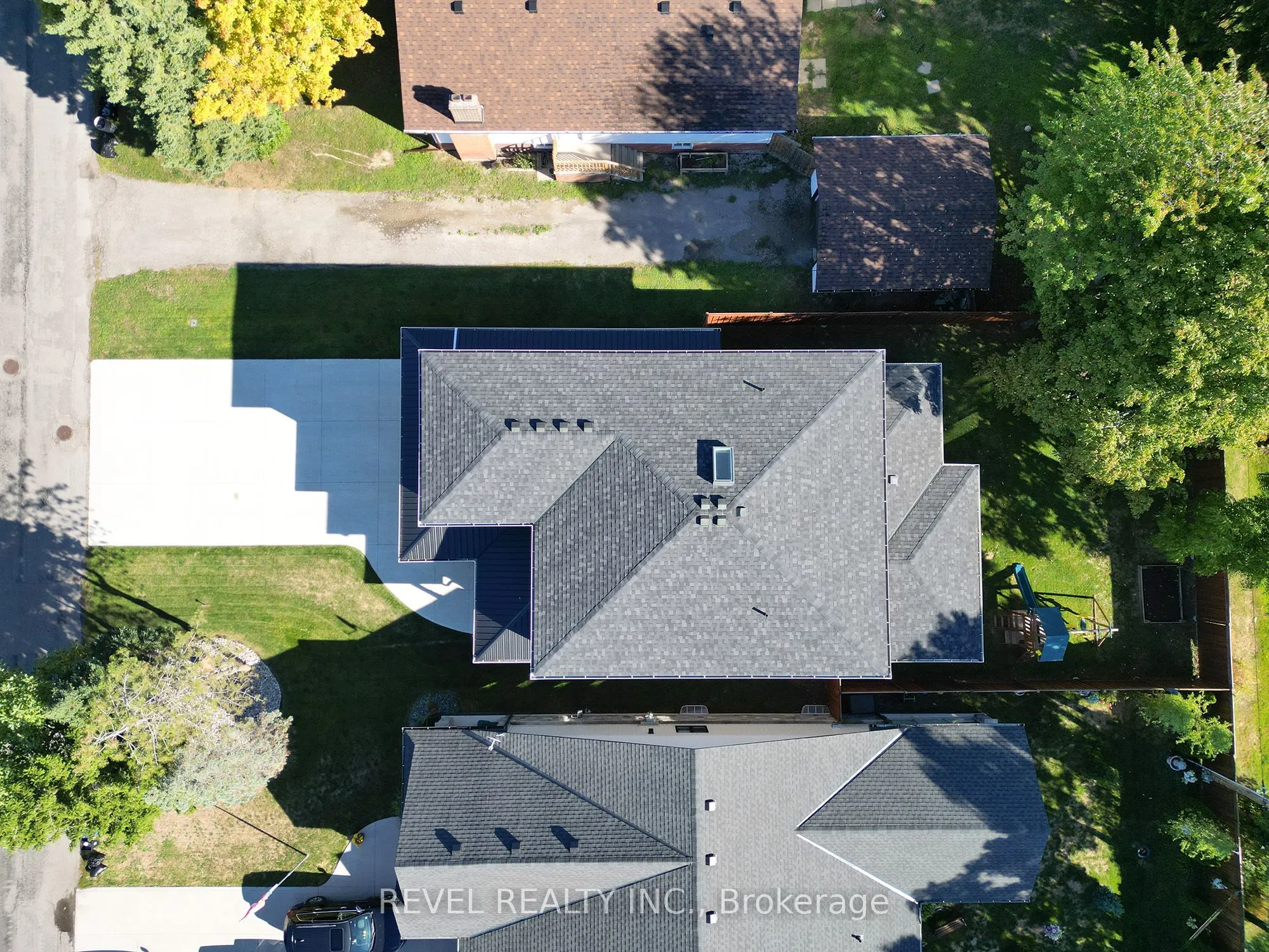 38 Lakeview Avenue