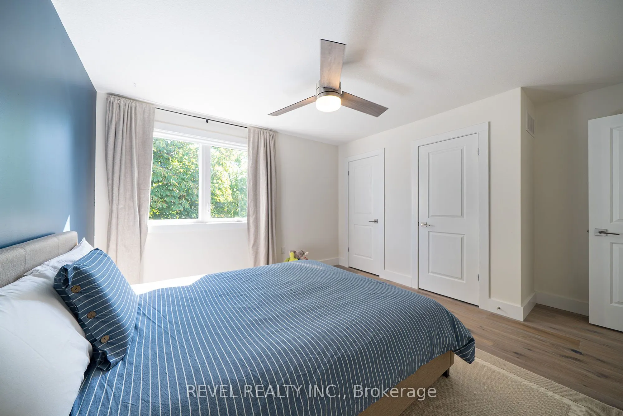 38 Lakeview Avenue