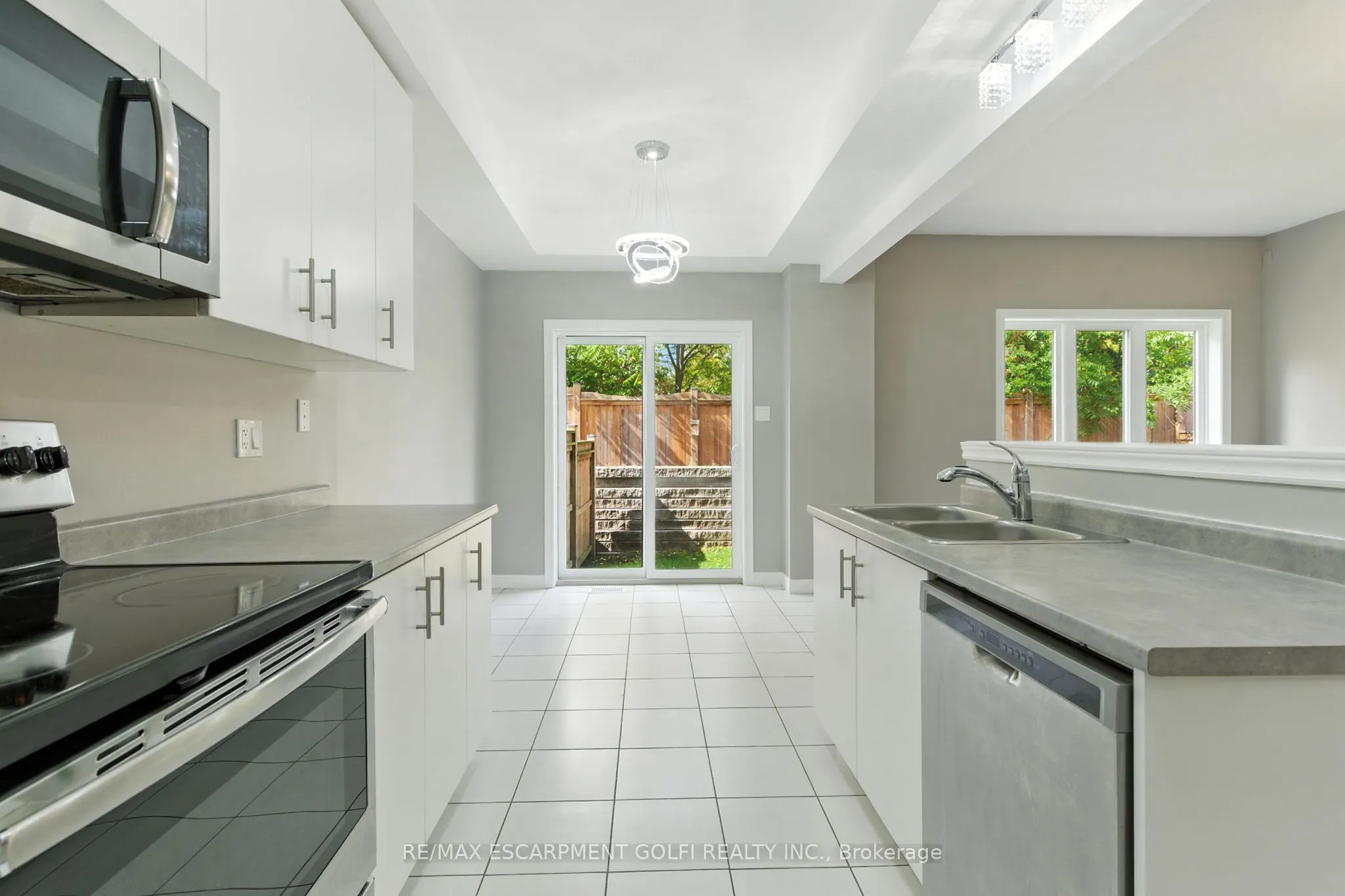 17 Dennis Drive