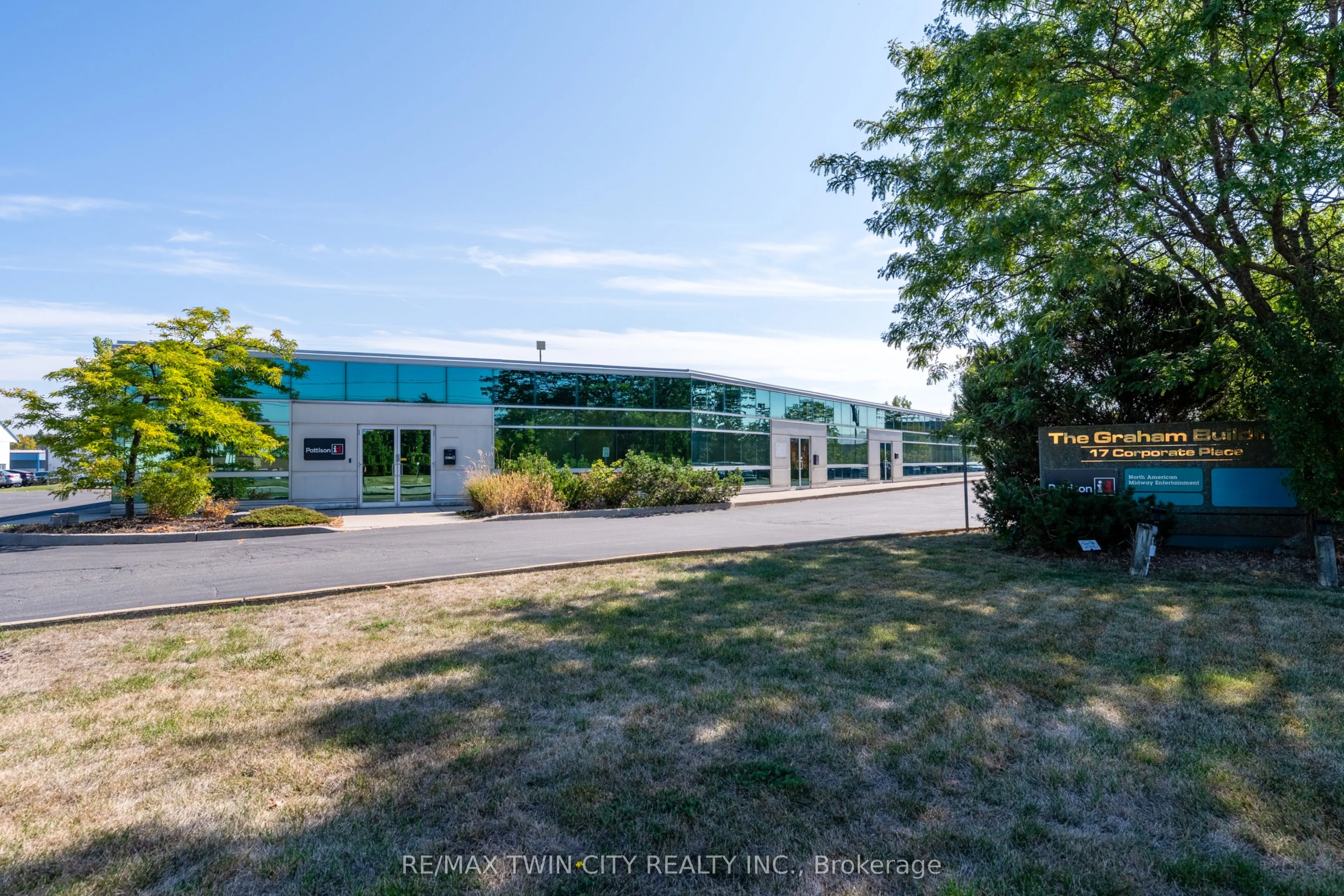 17 Corporate Place, #A