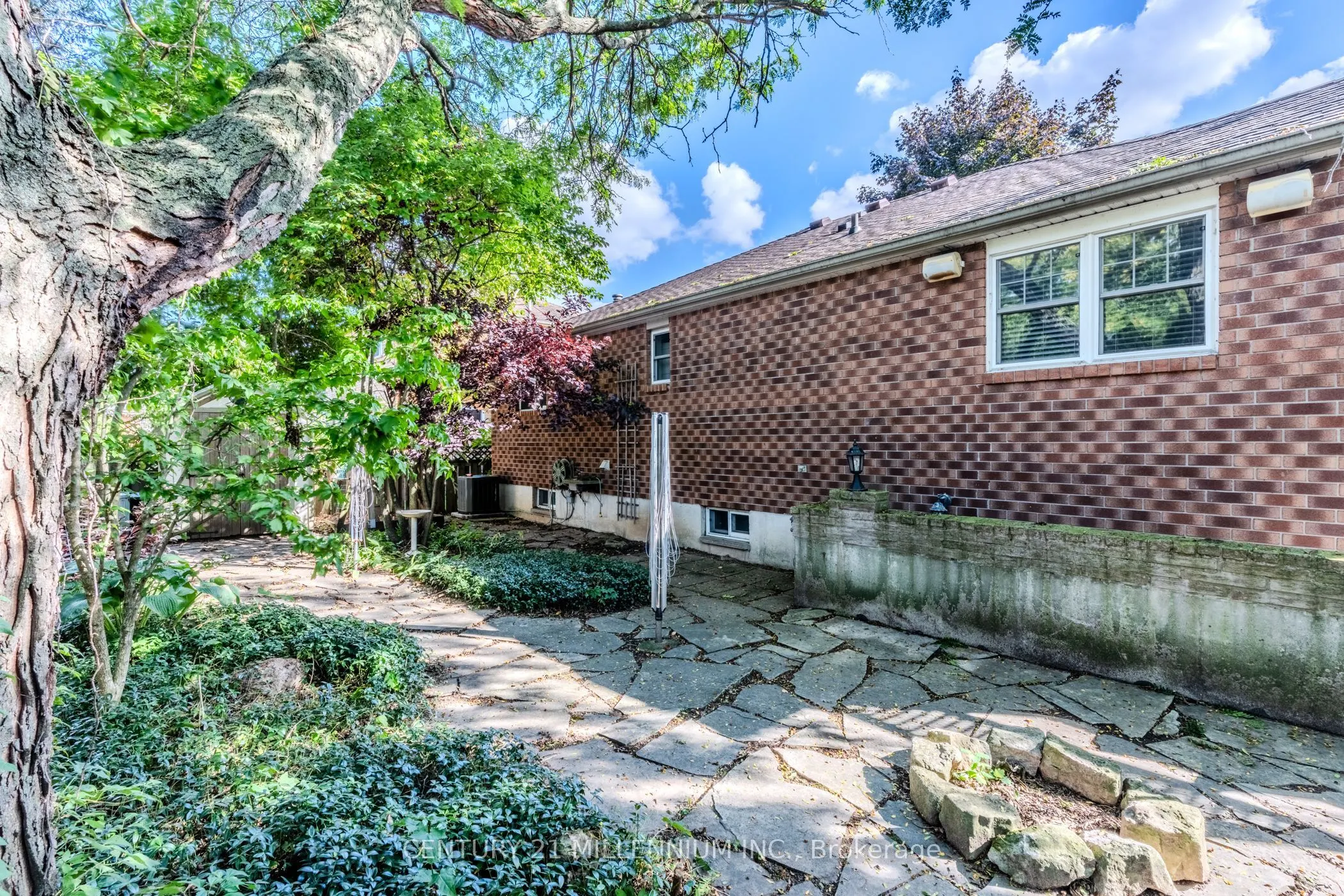 60 Ofield Road